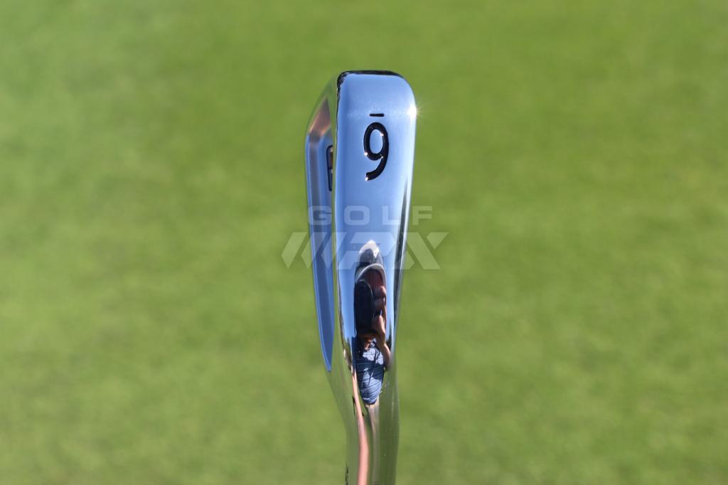 Titleist_718_CB_Sole