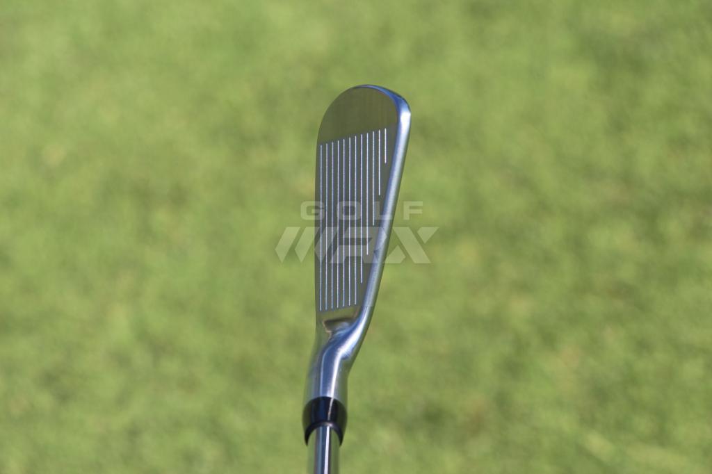 Titleist_718_MB_Address