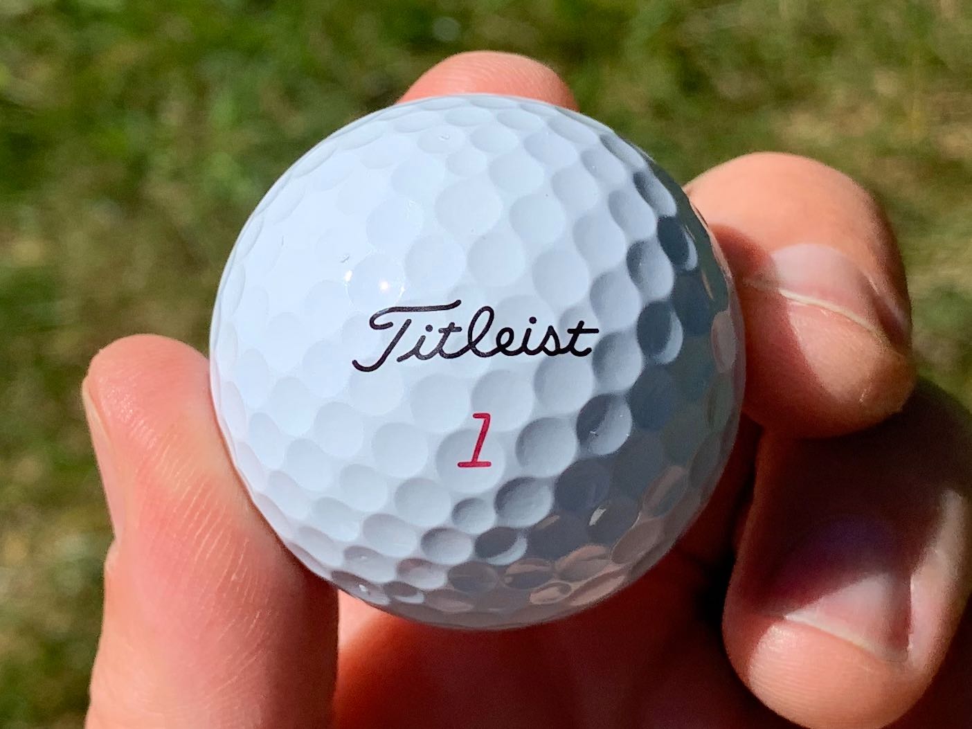 titleist-left-dash-pro-v1-x-2