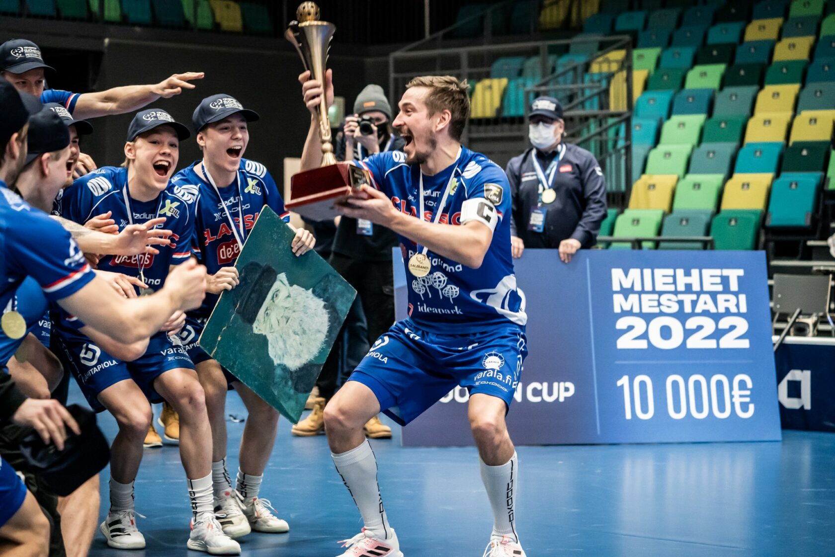 Double overtime drama in Finnish Cup finals – Classic, PSS new champions -  F-liiga