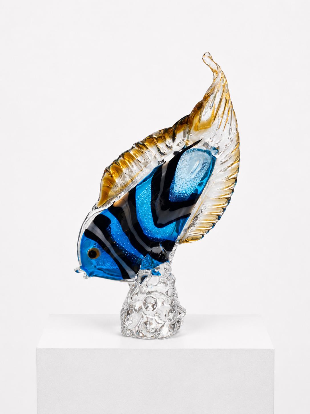 glass-fish-sculpture