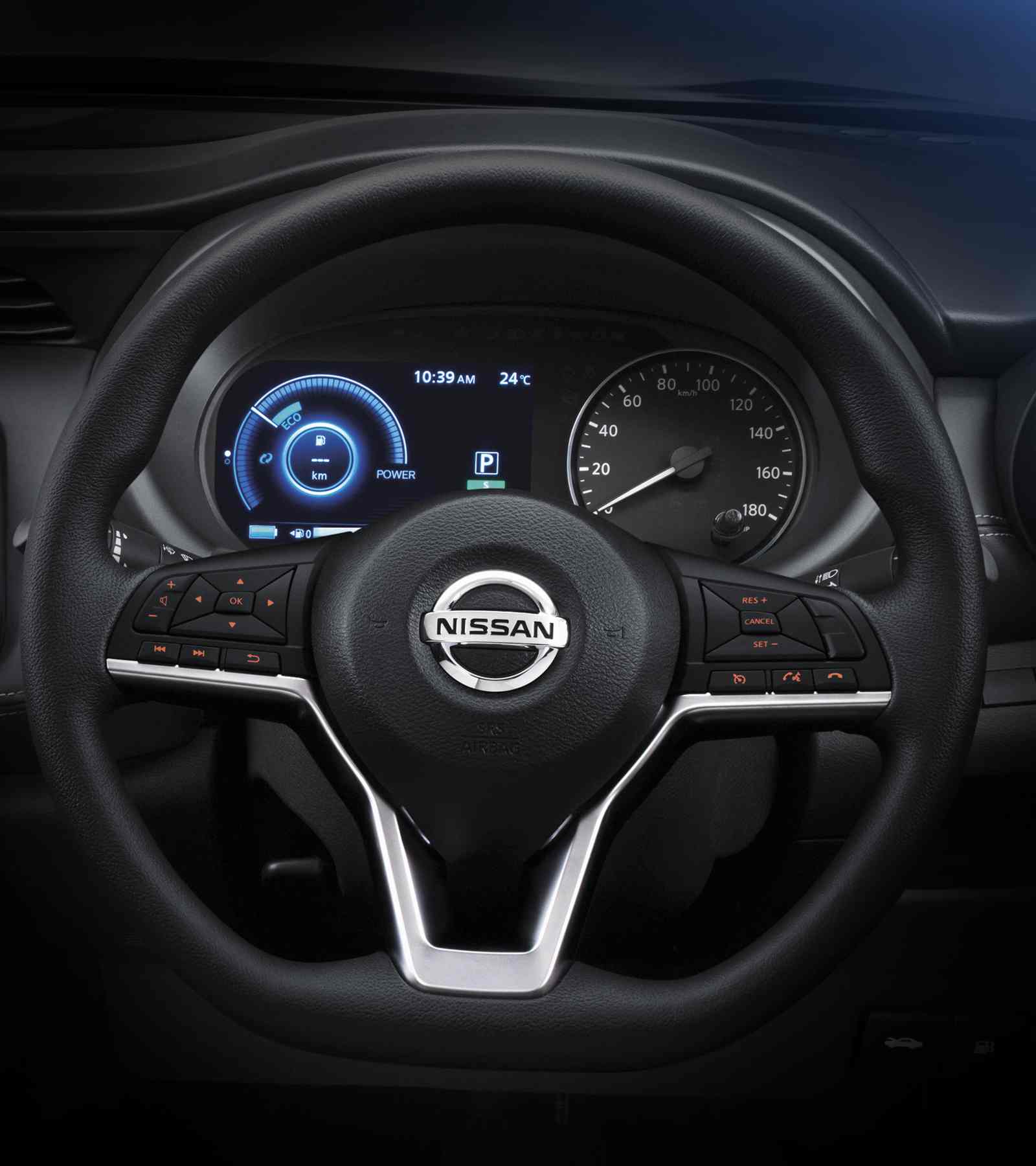 D-SHAPE STEERING WHEEL