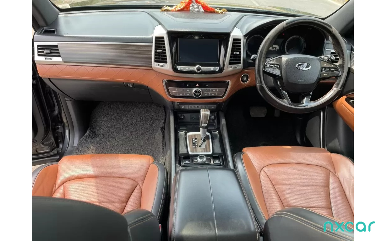 Mahindra Alturas G4