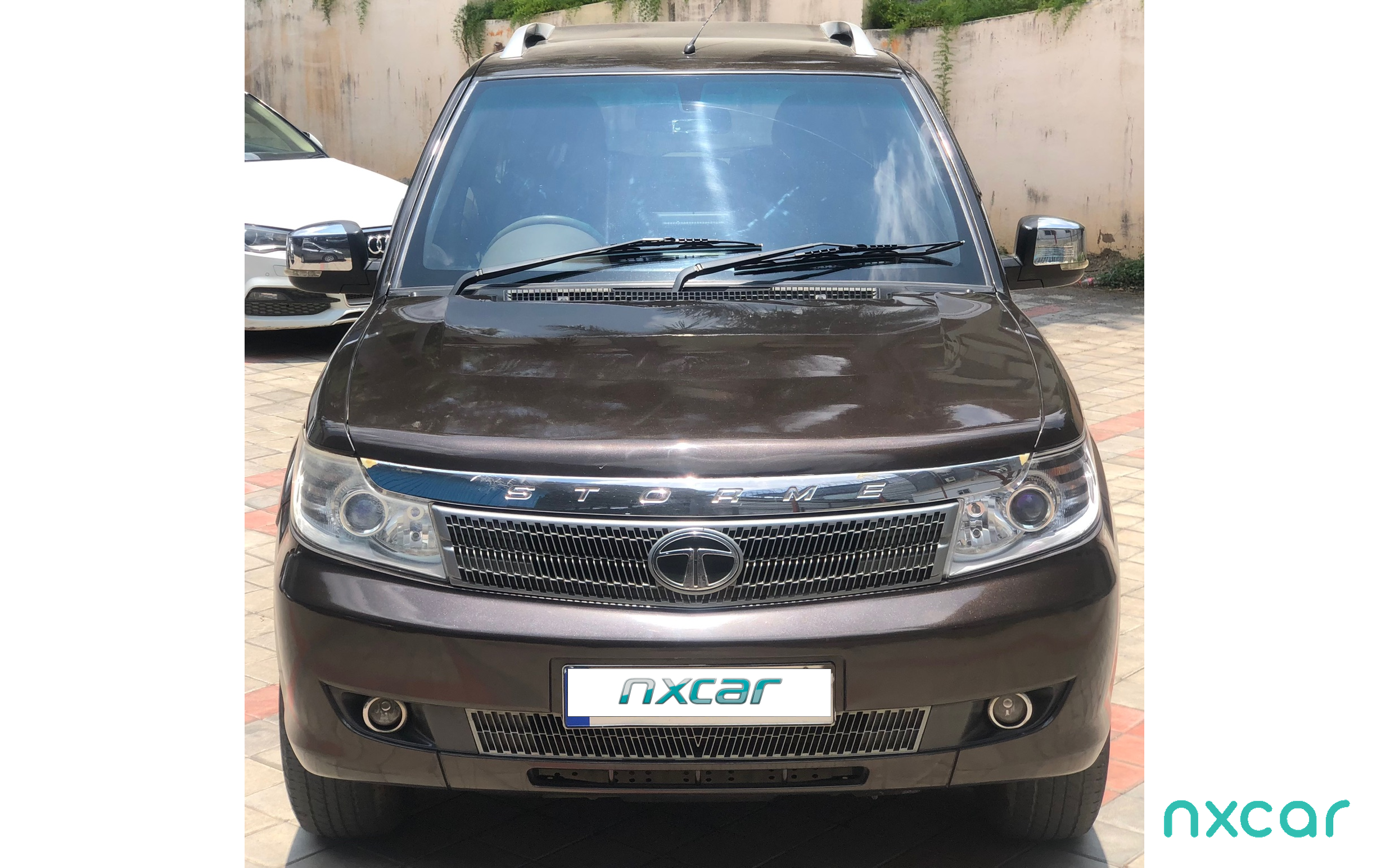 Tata Safari Storme