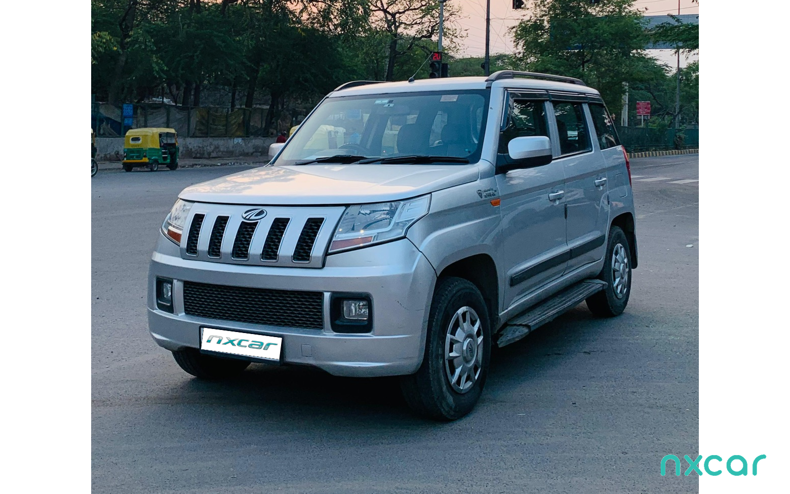 Mahindra TUV300