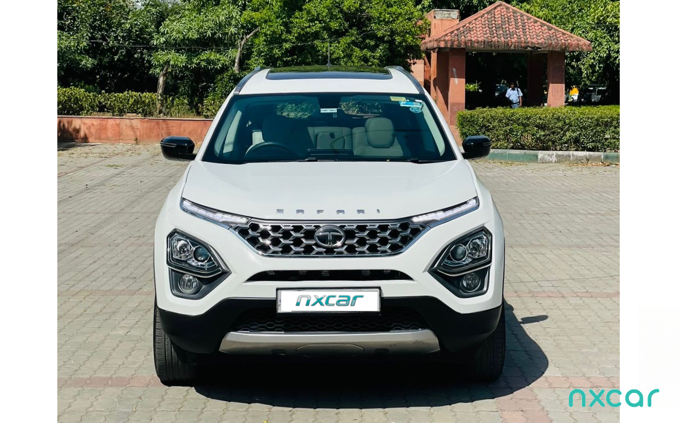 Tata Safari