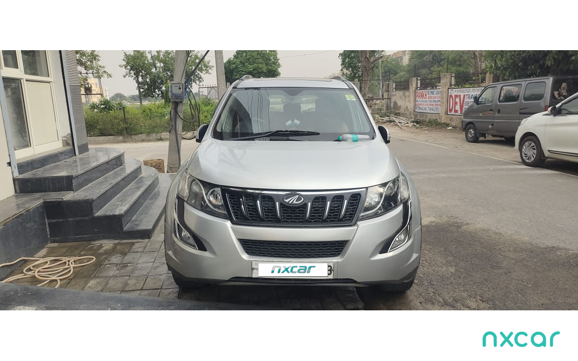 Mahindra XUV500