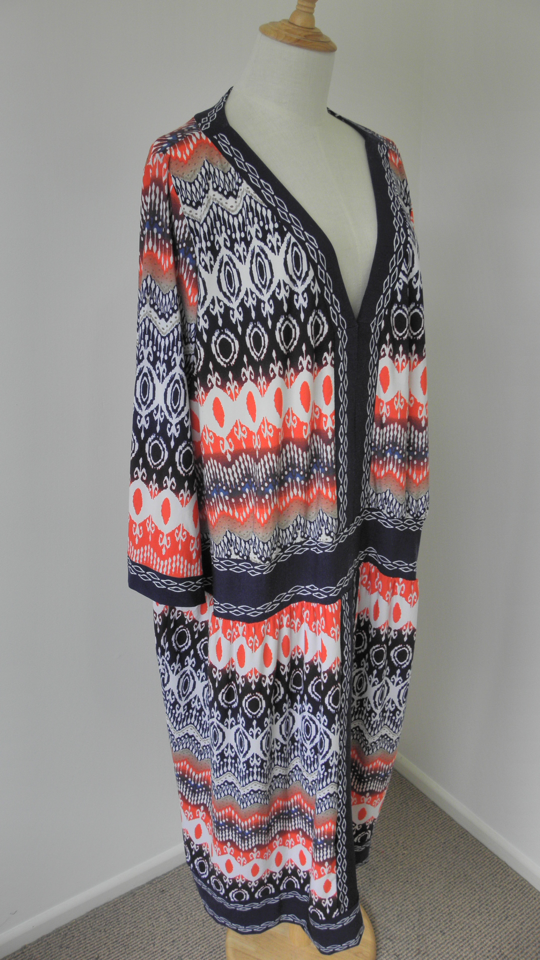 Capture Dress size 26, image 3