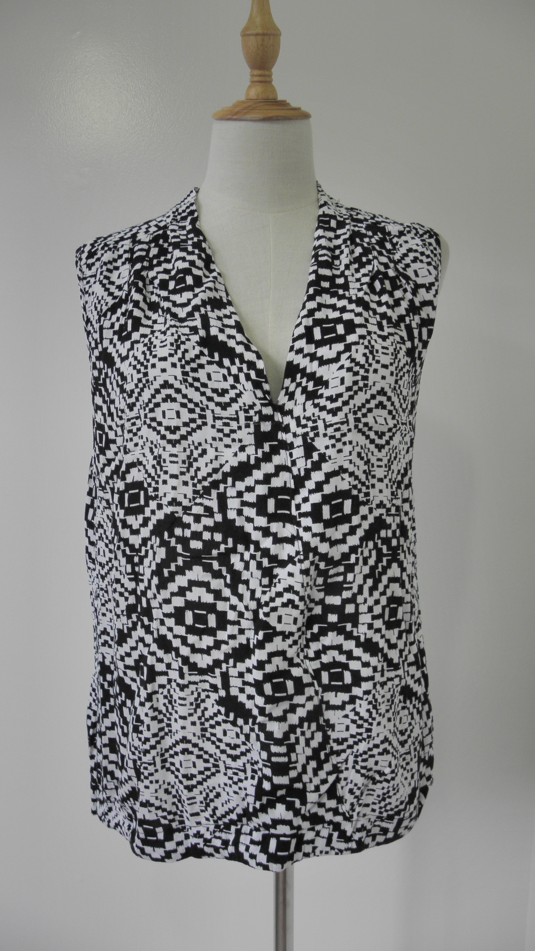 Dotti Tunic Top size 14, image 2