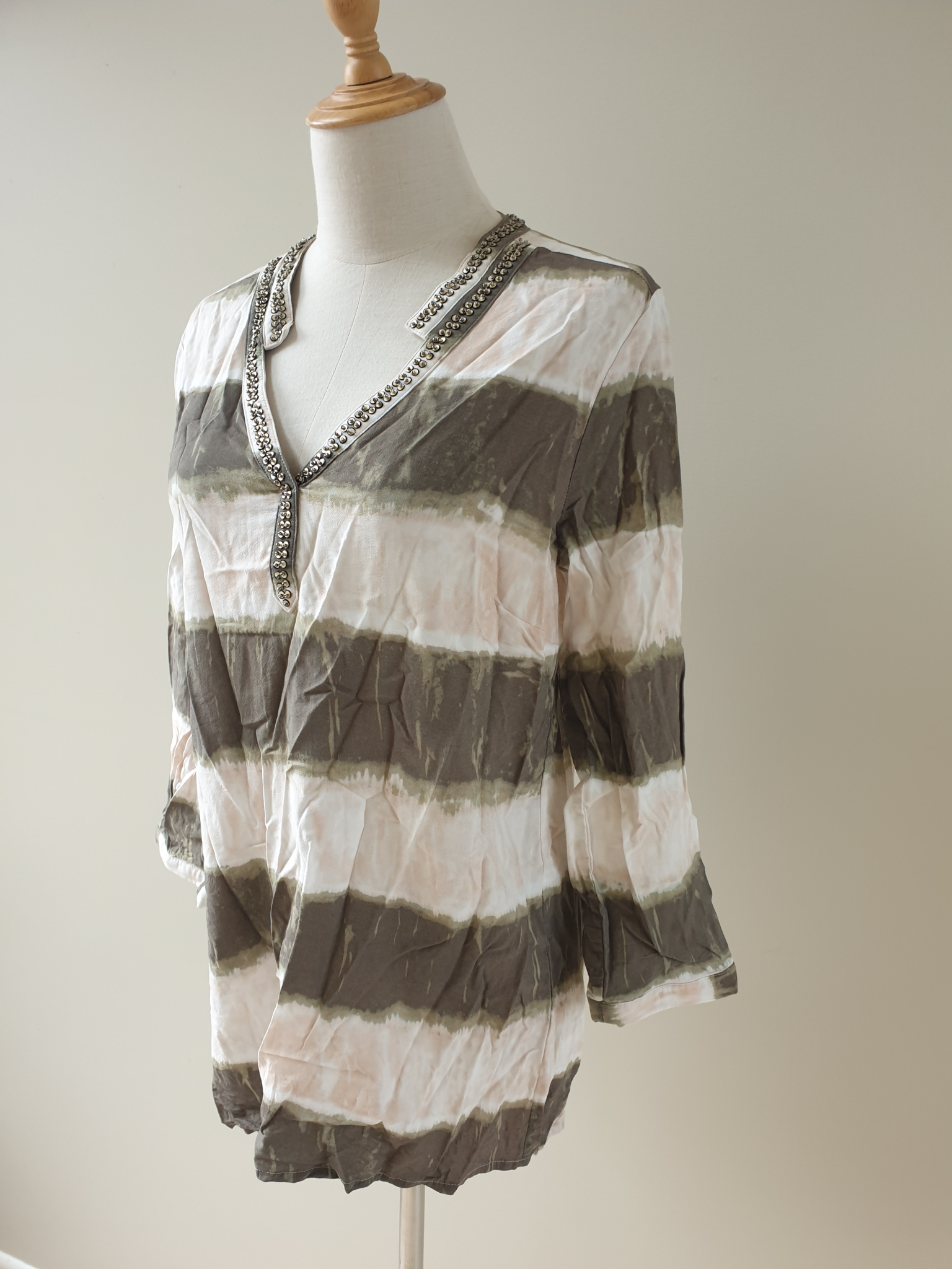 Verge Elysium Shirt size 10, image 3