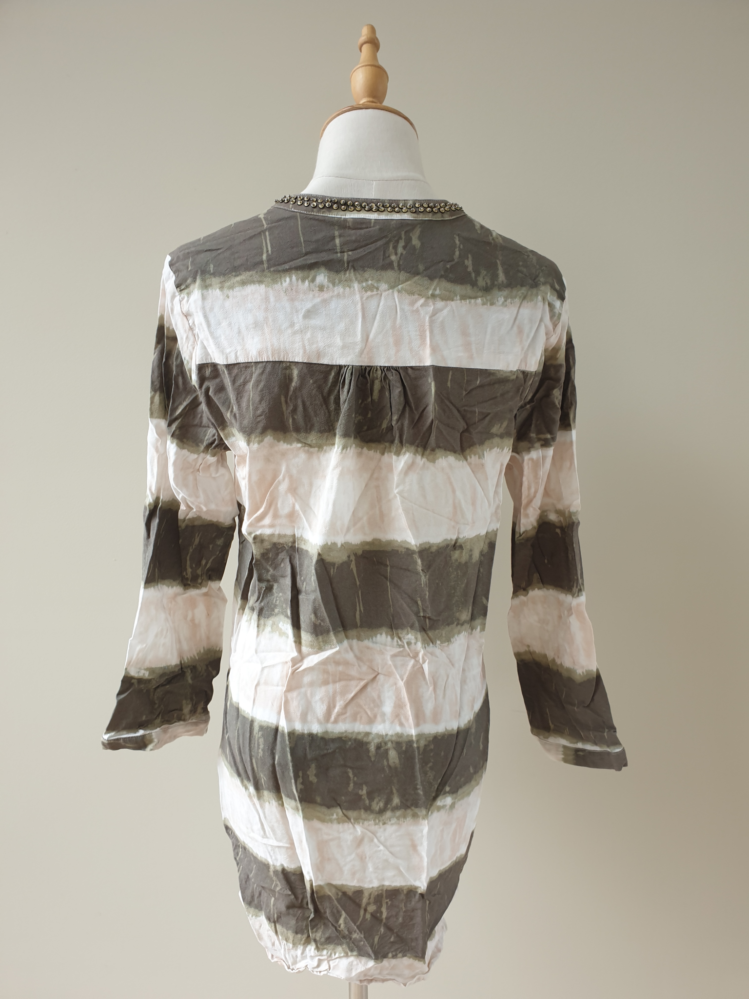 Verge Elysium Shirt size 10, image 4