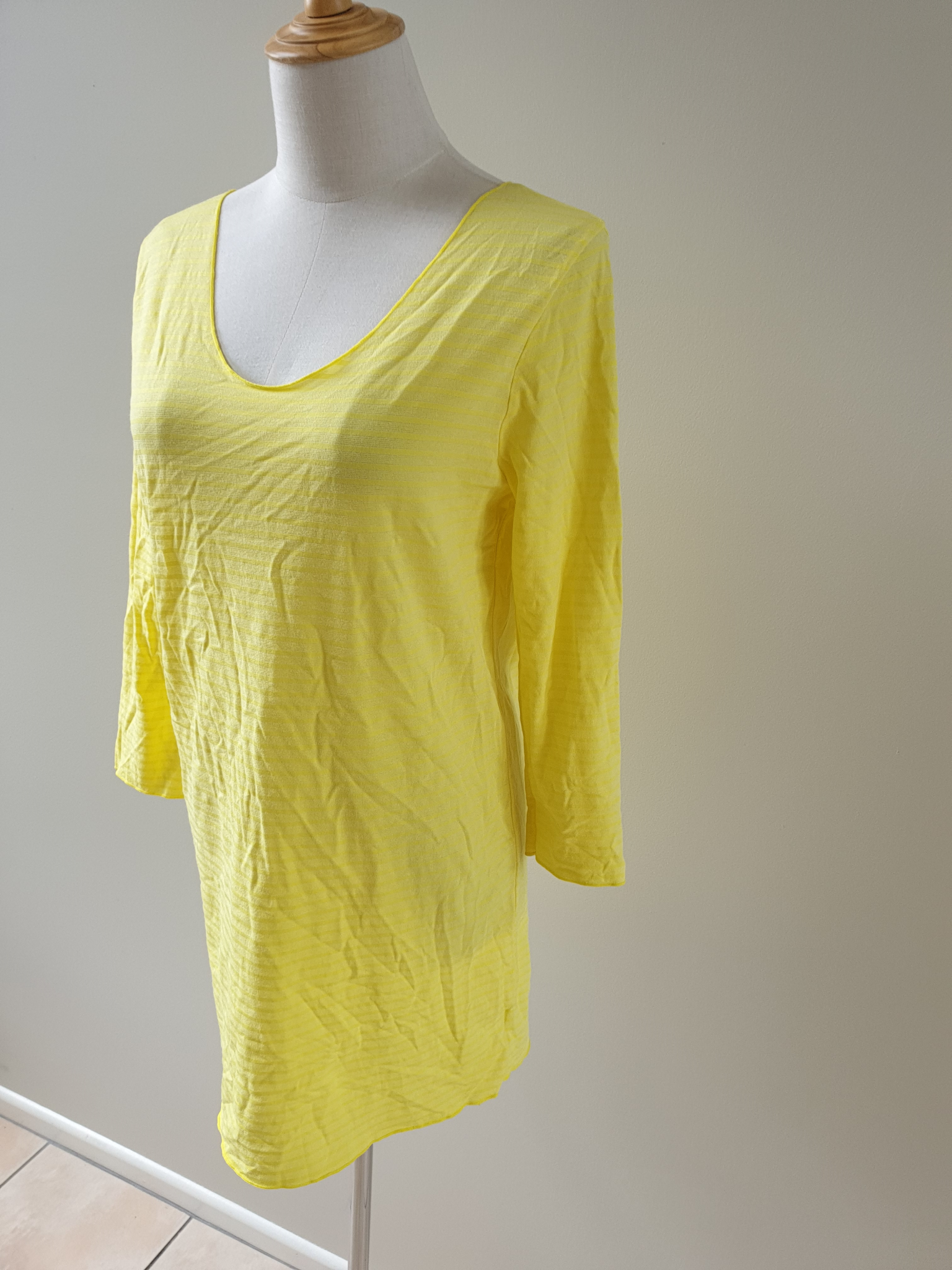 Vigorella Top size 10, image 4