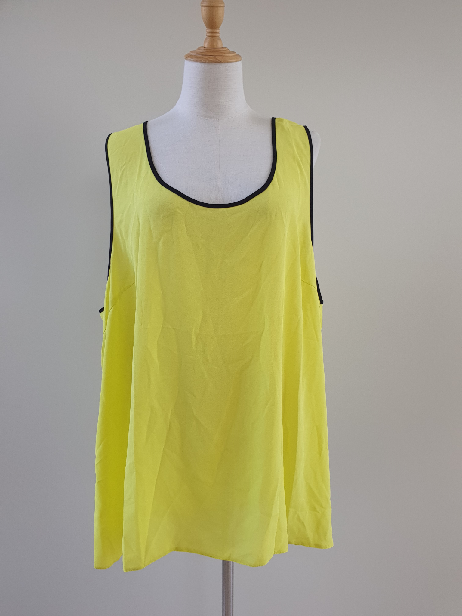 Sara Top size 26, image 2