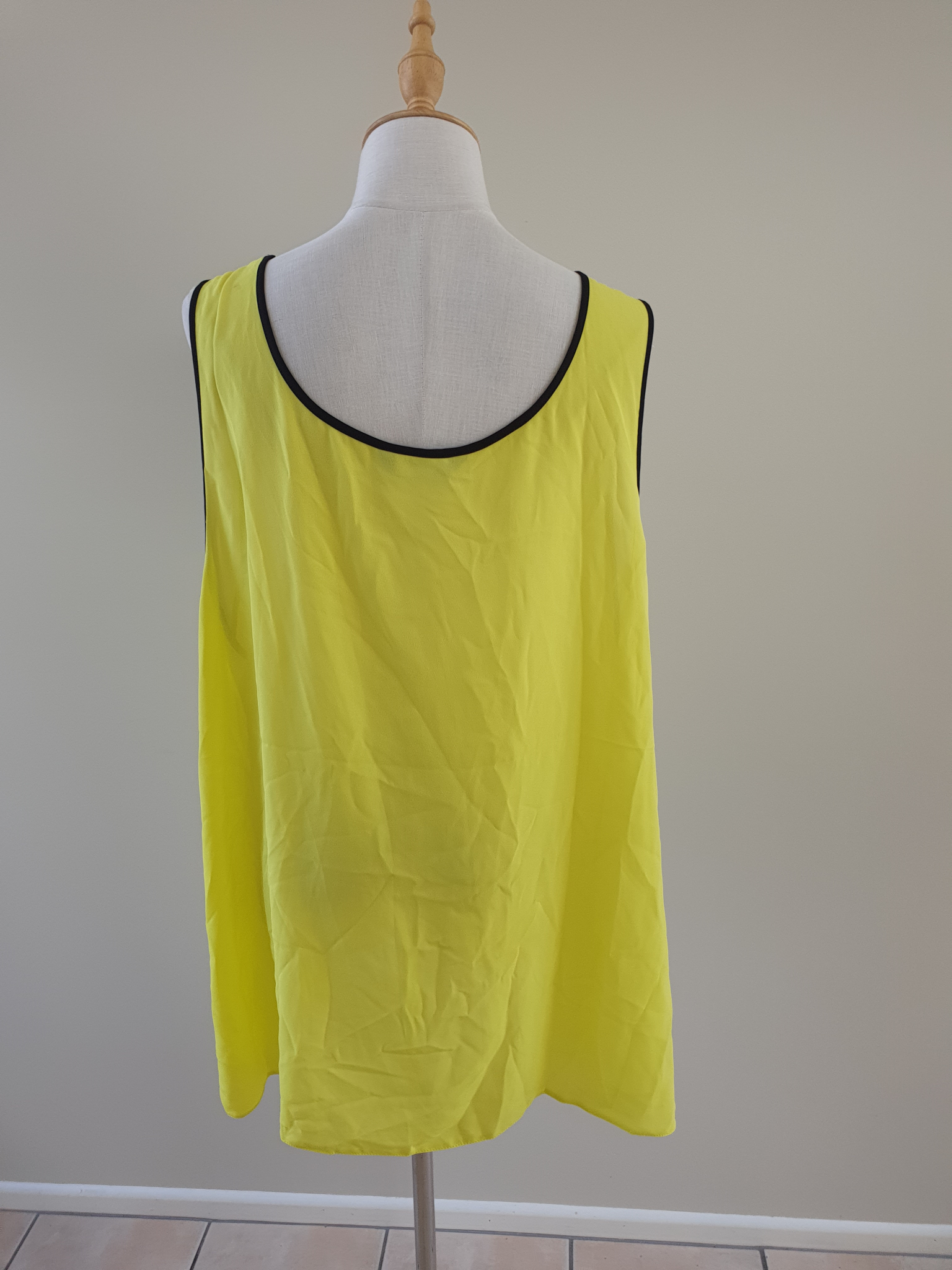 Sara Top size 26, image 4