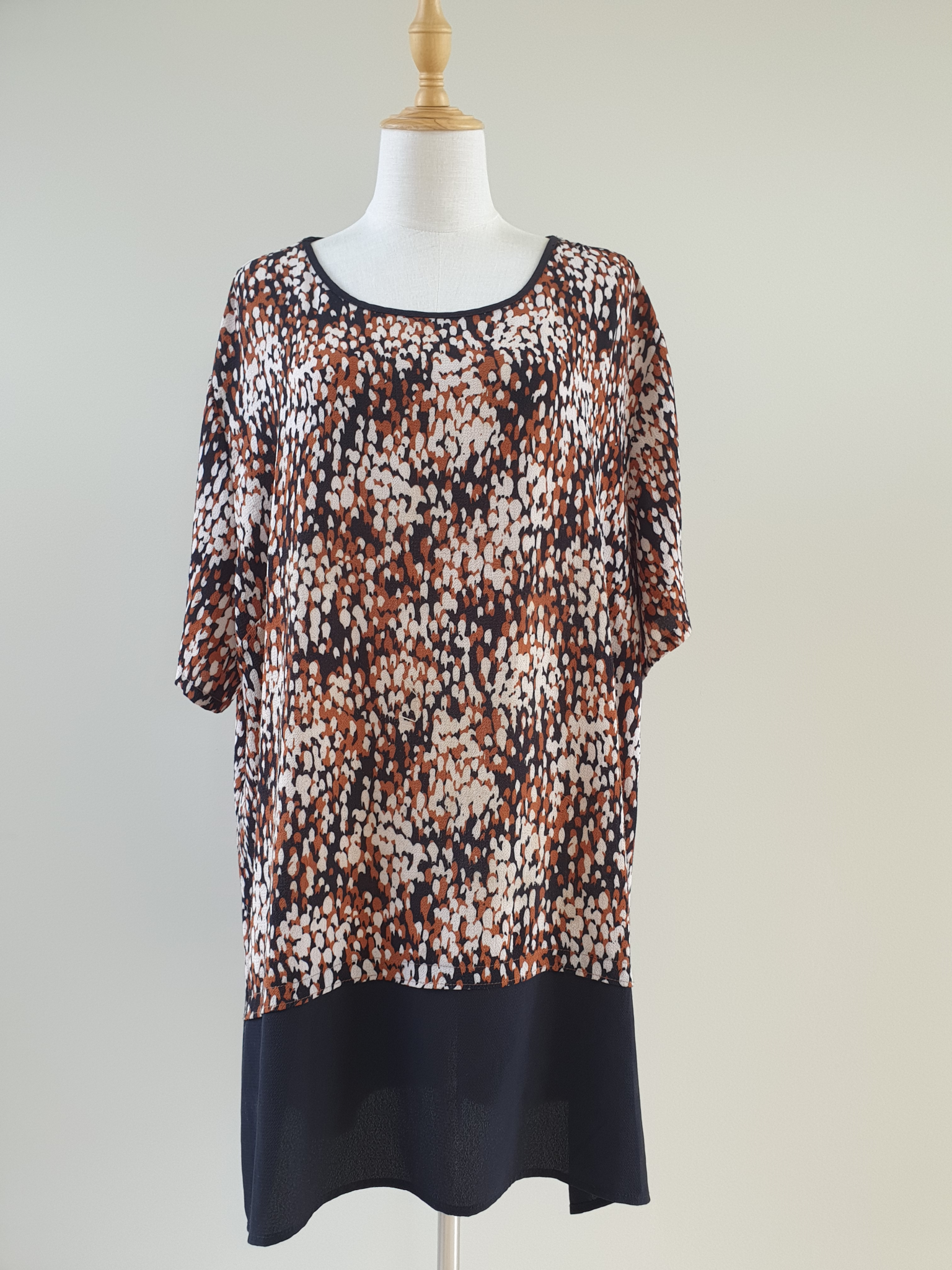 Merric Tunic Top size 20