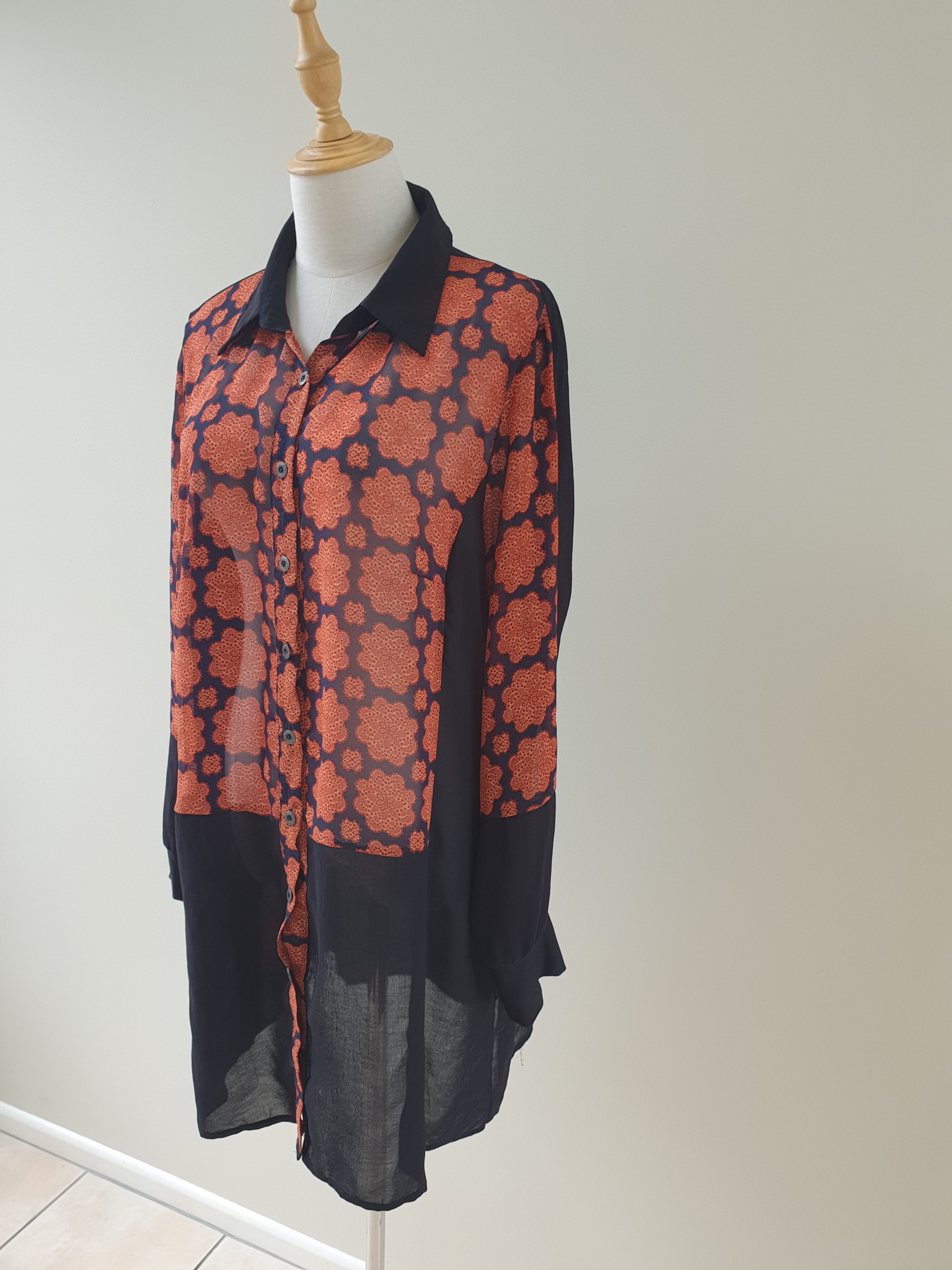 Merric Tunic Shirt size 16, image 2