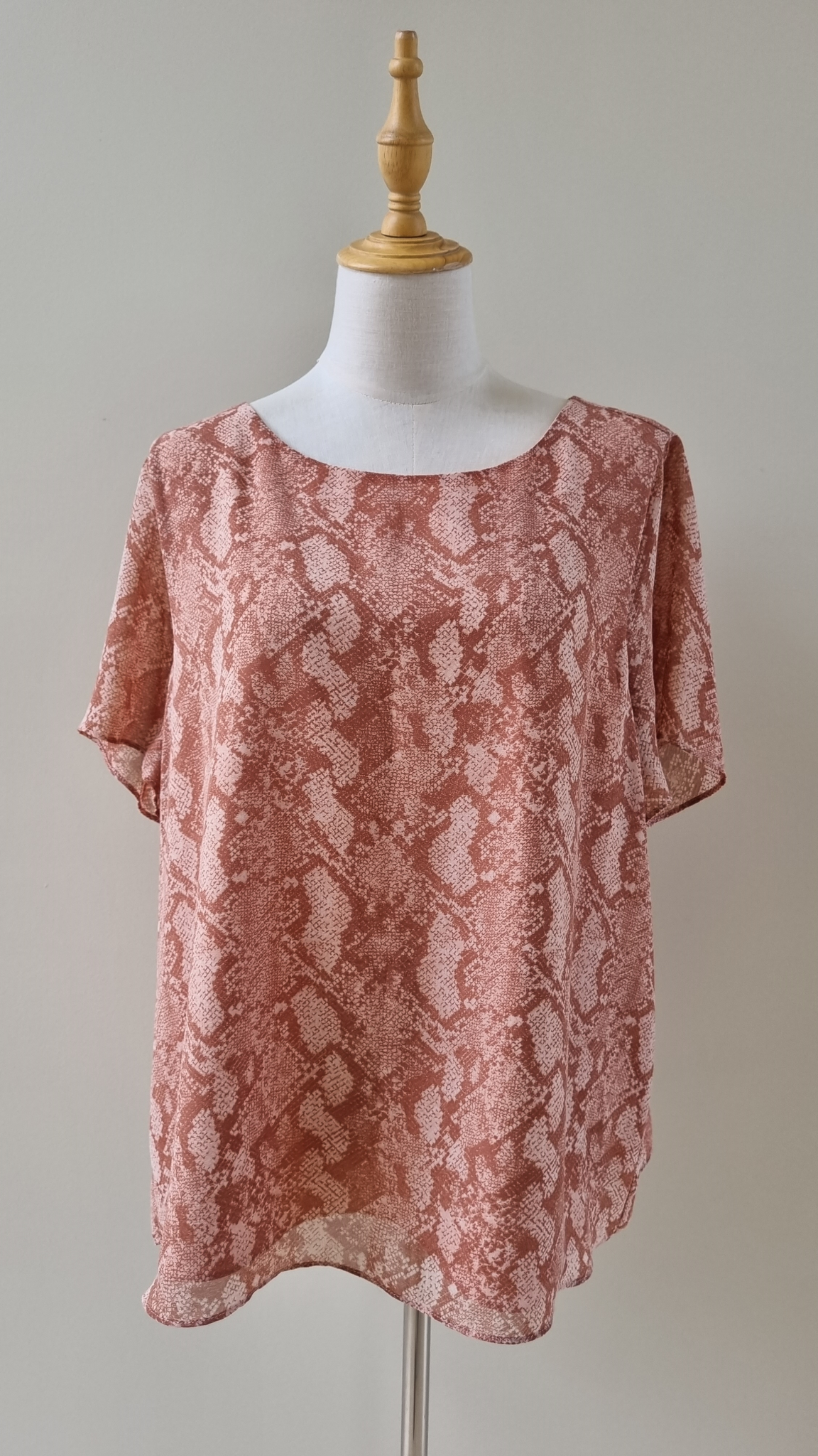Oliver Black Top size 16