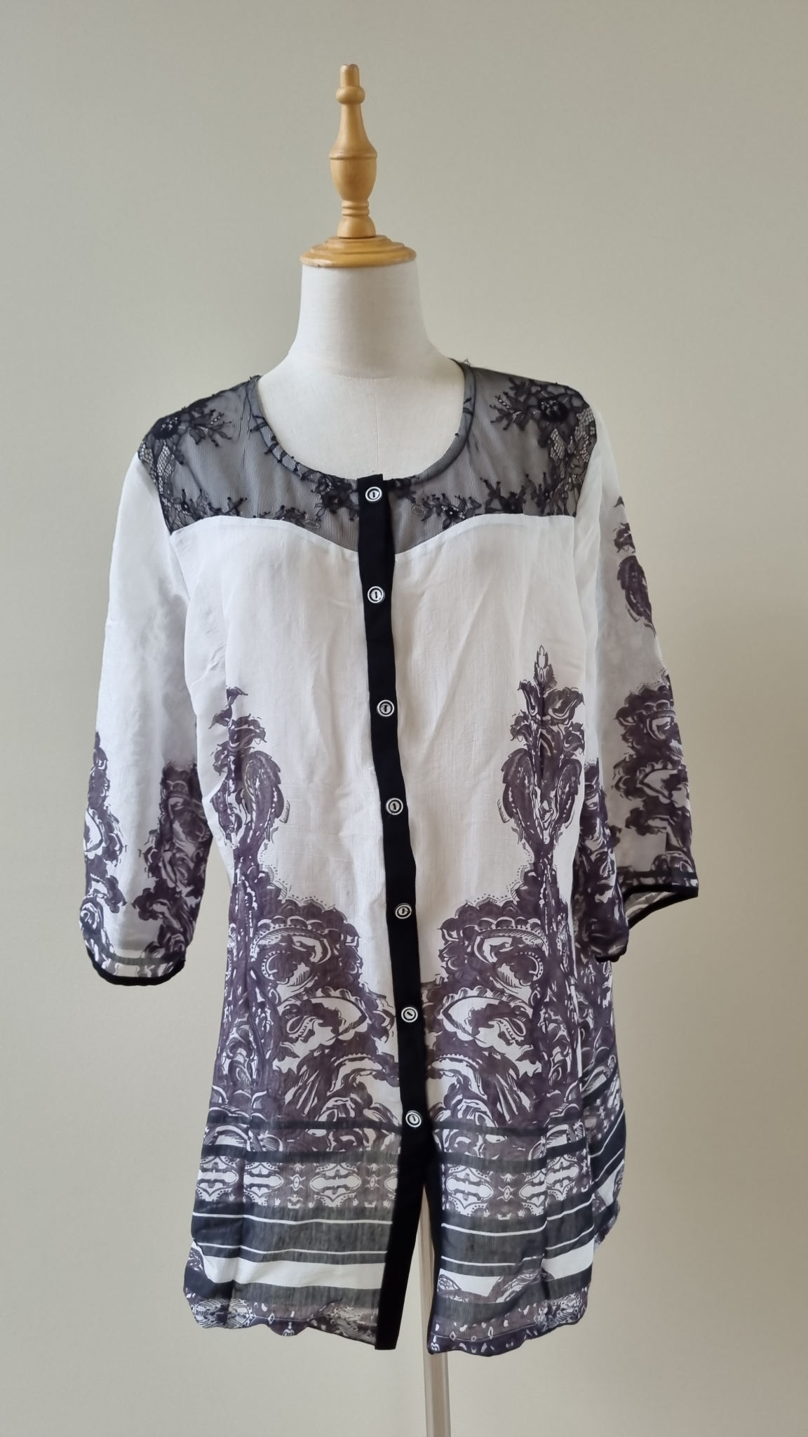 Merric Tunic Shirt size 14