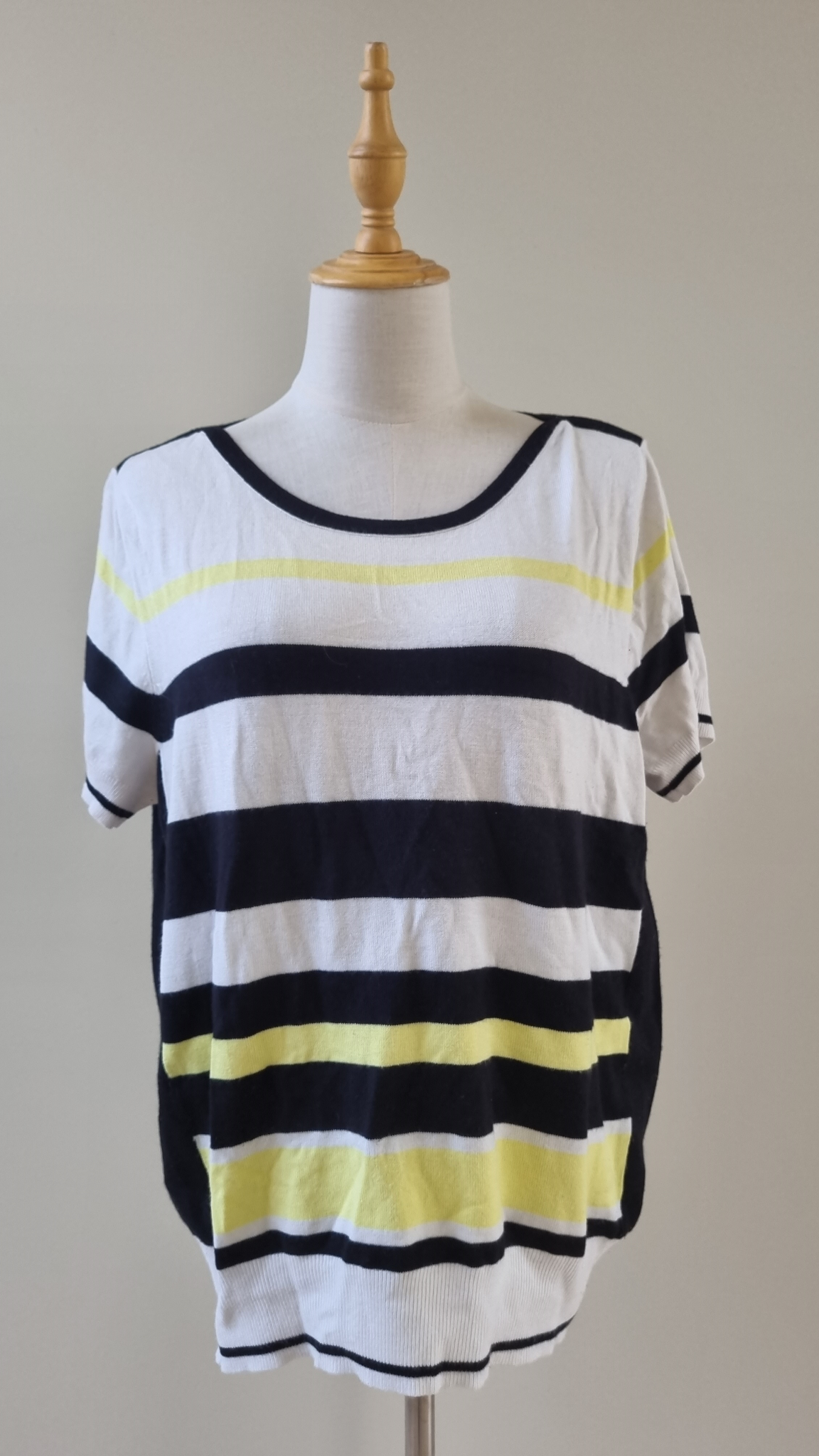 Oliver Black Top size XL / 16