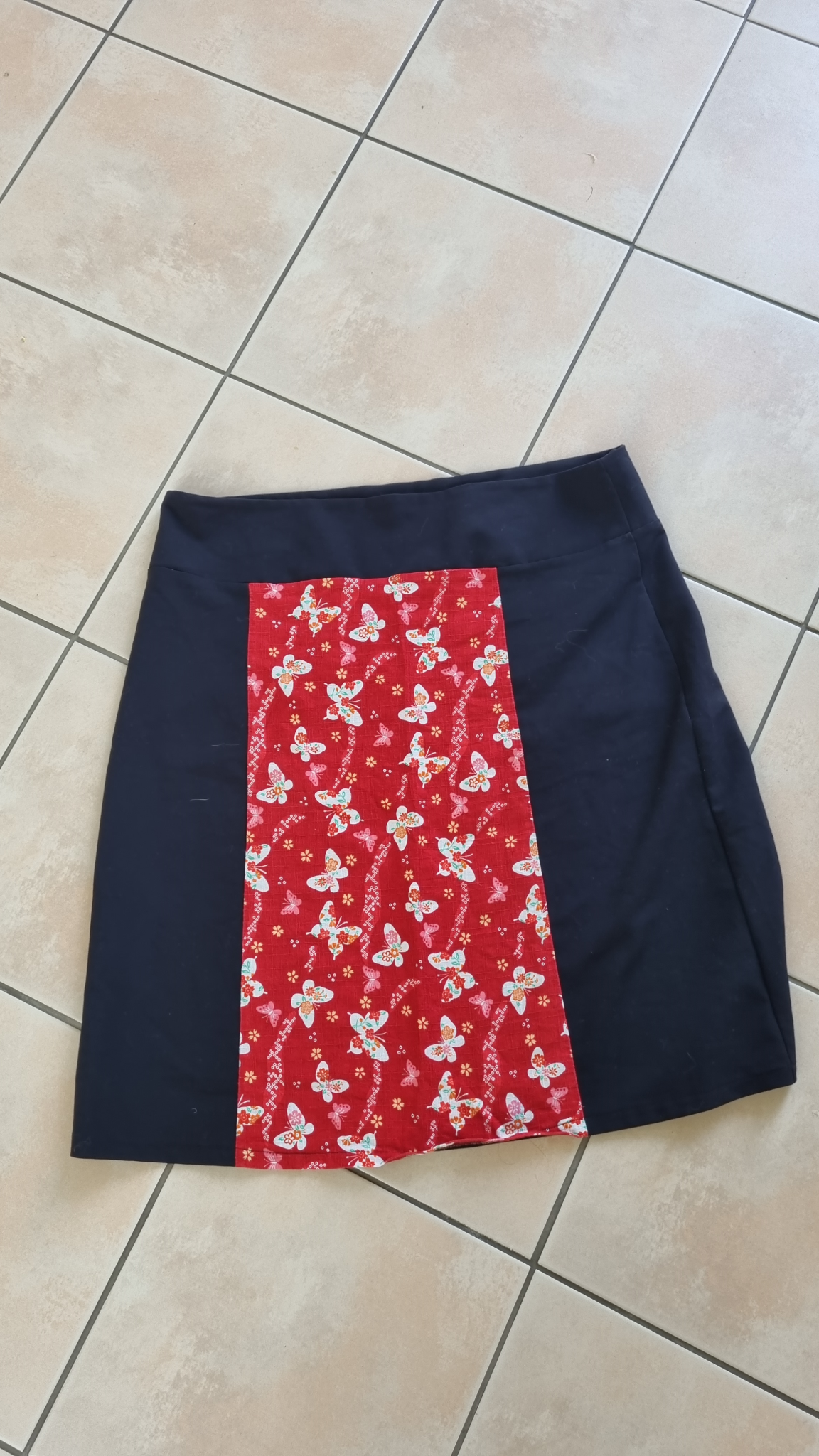 Willo Skirt size 14, image 2