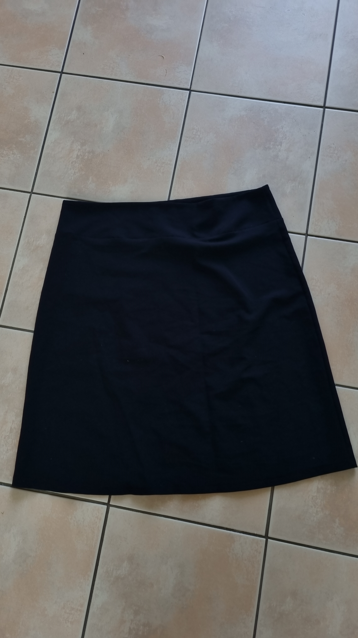 Willo Skirt size 14, image 3