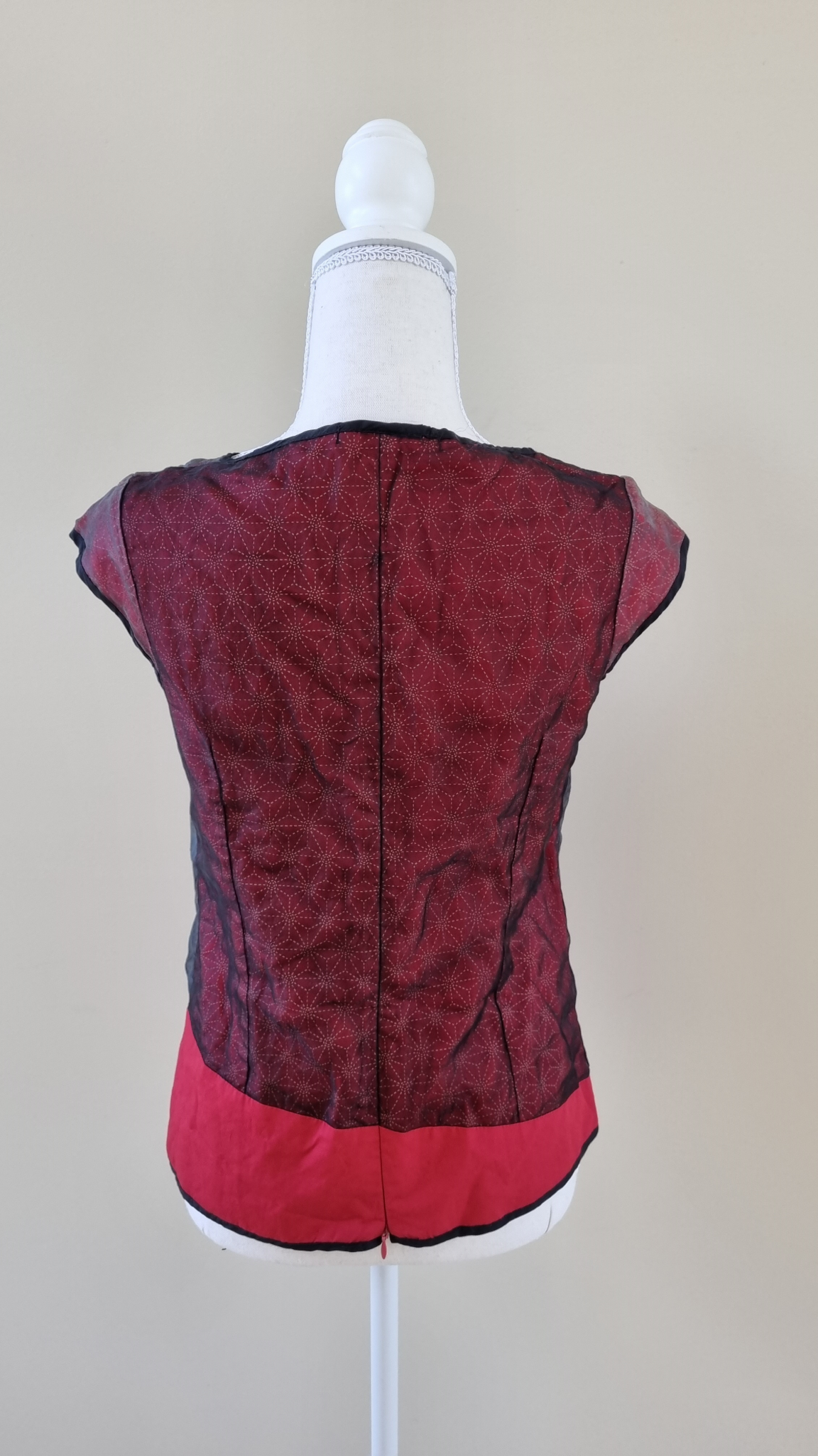 Megan Salmon Top size 10, image 5