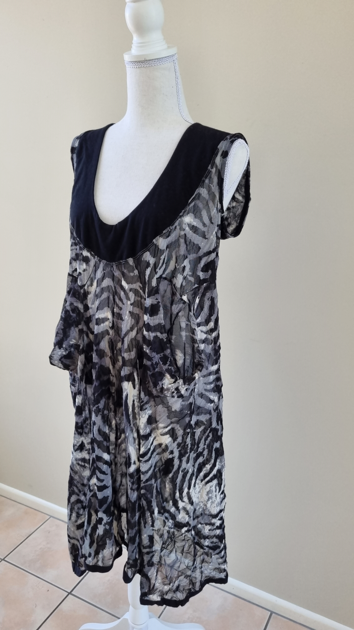 Verge Molten Dress size 10, image 3