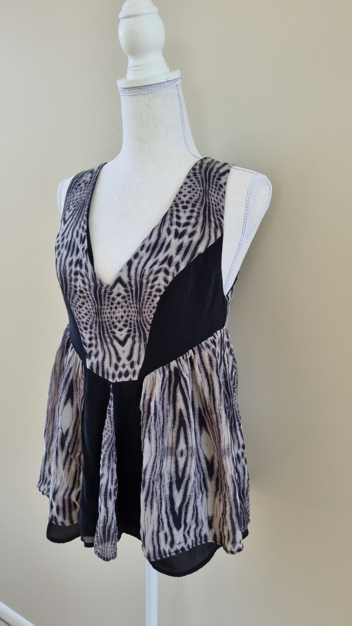 Seduce Silk Top size 10, image 3