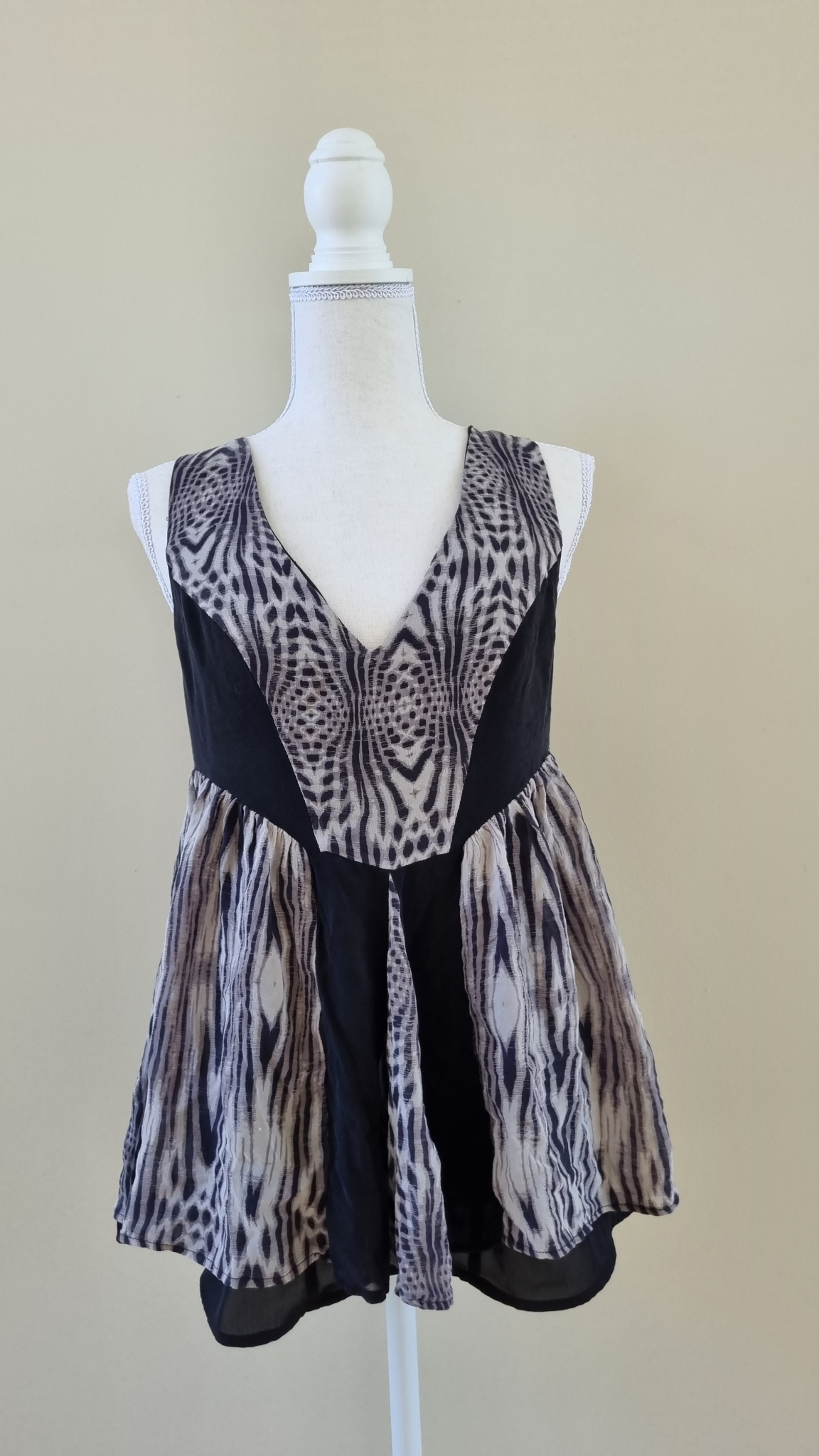 Seduce Silk Top size 10, image 2