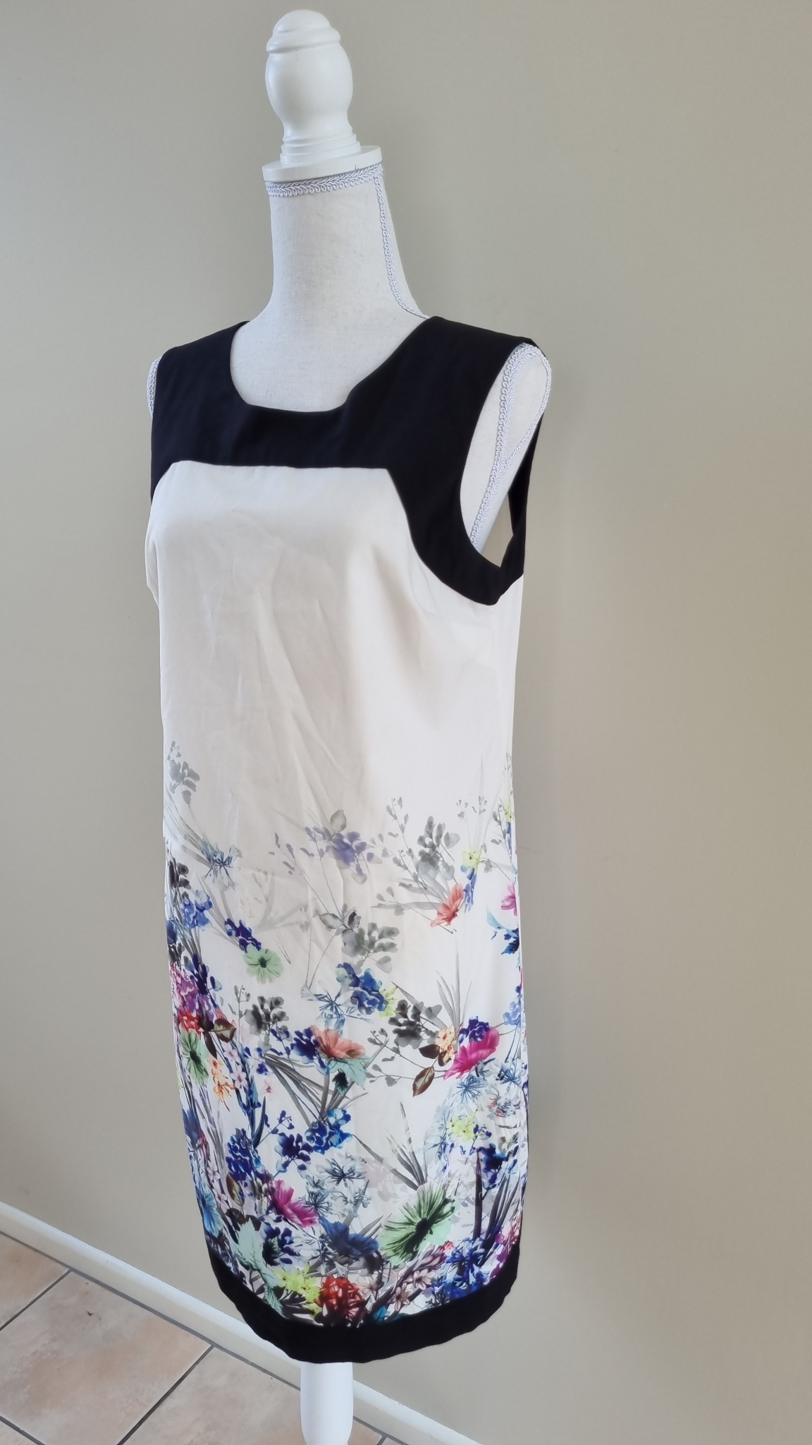 Whistle Dress size 10, image 3