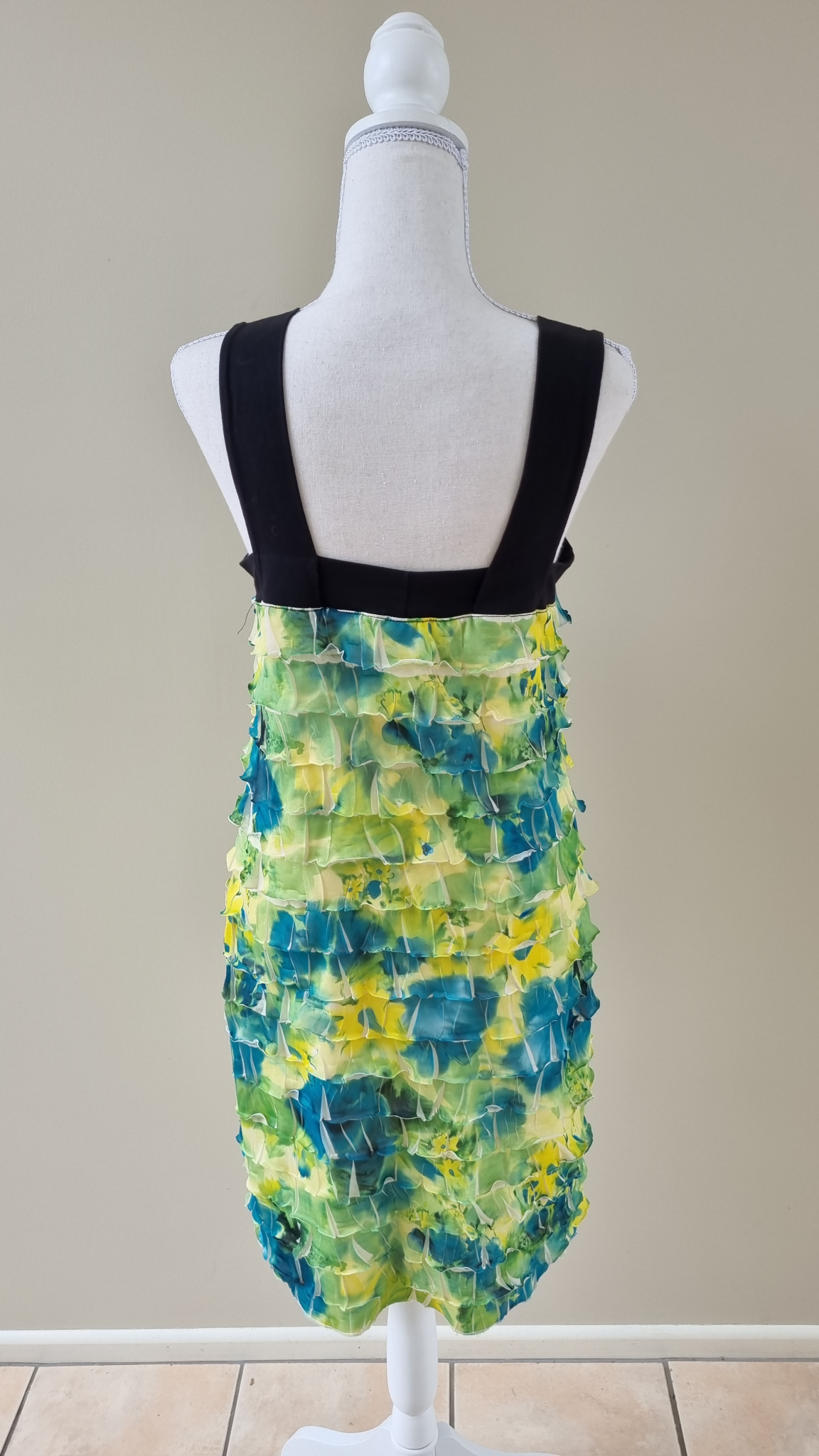 Willo Dress size 10-12 / M, image 4