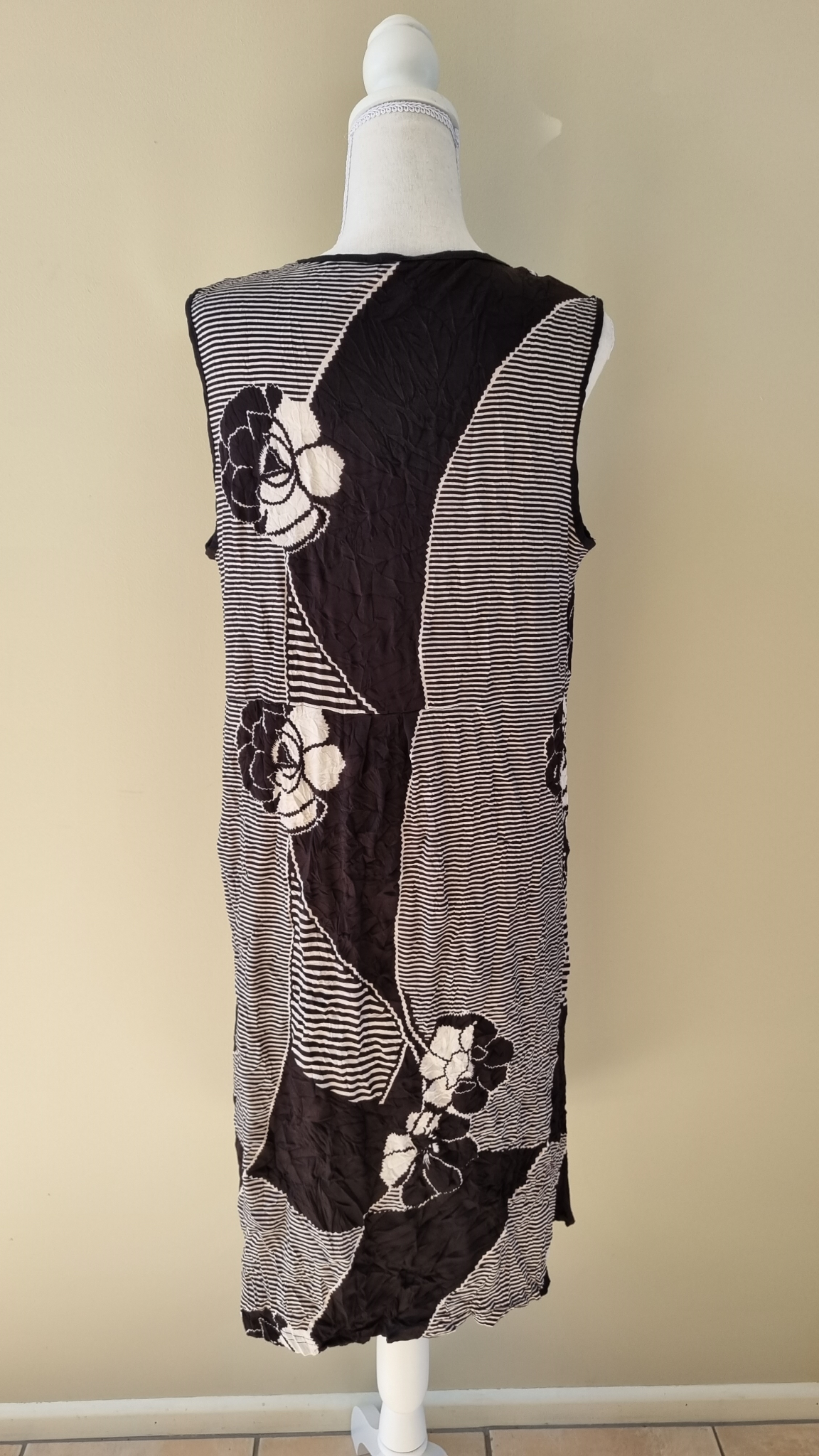Merric Dress size 14, image 3
