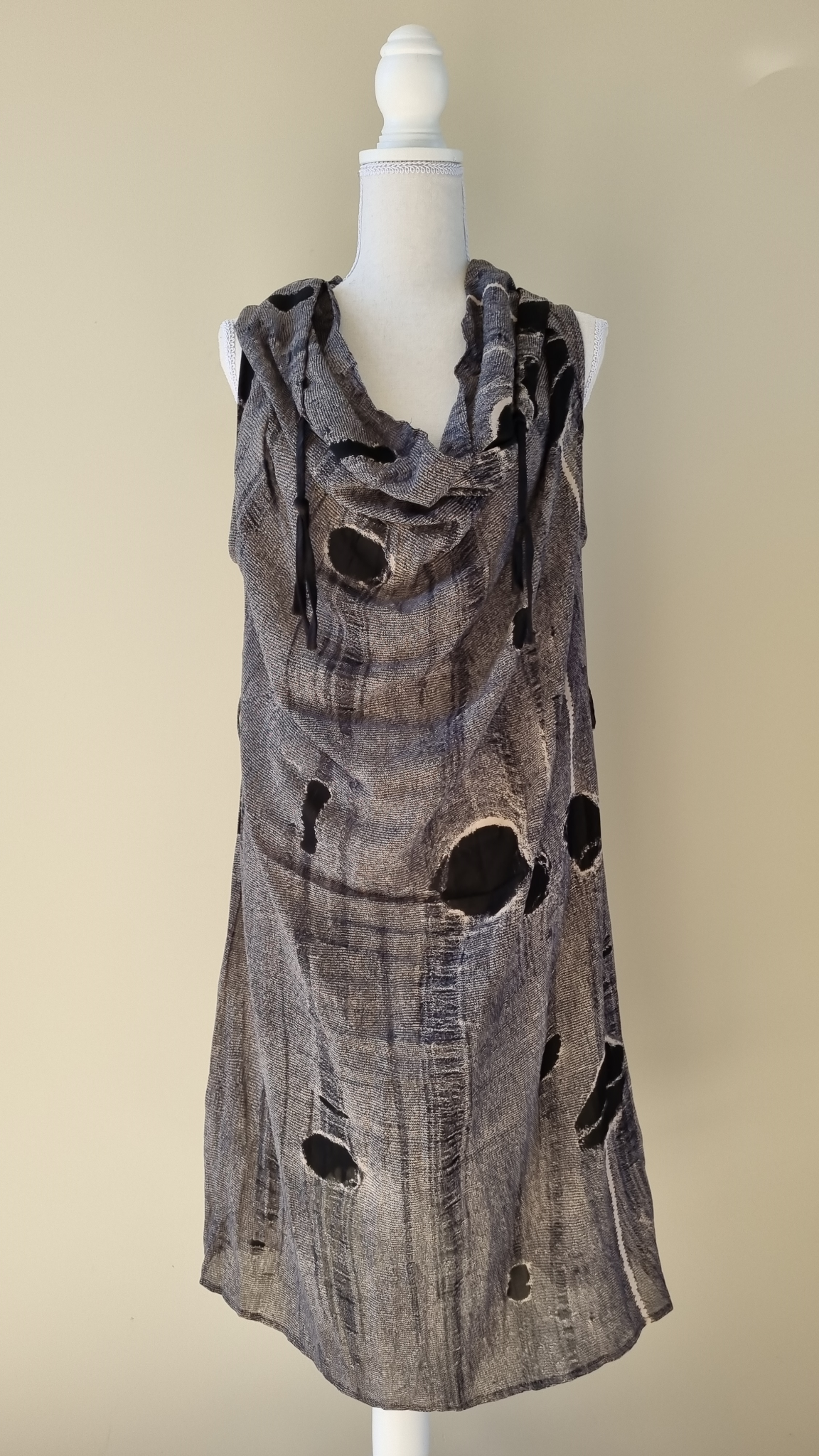 Chasing Ali Dress size 14, image 2