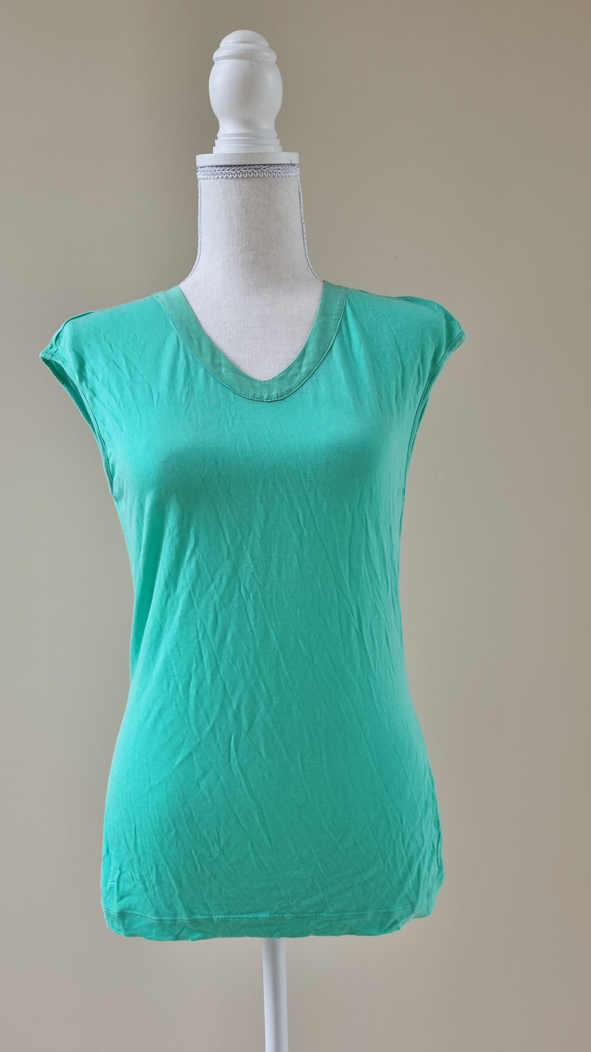Veronika Maine Top size M / 12