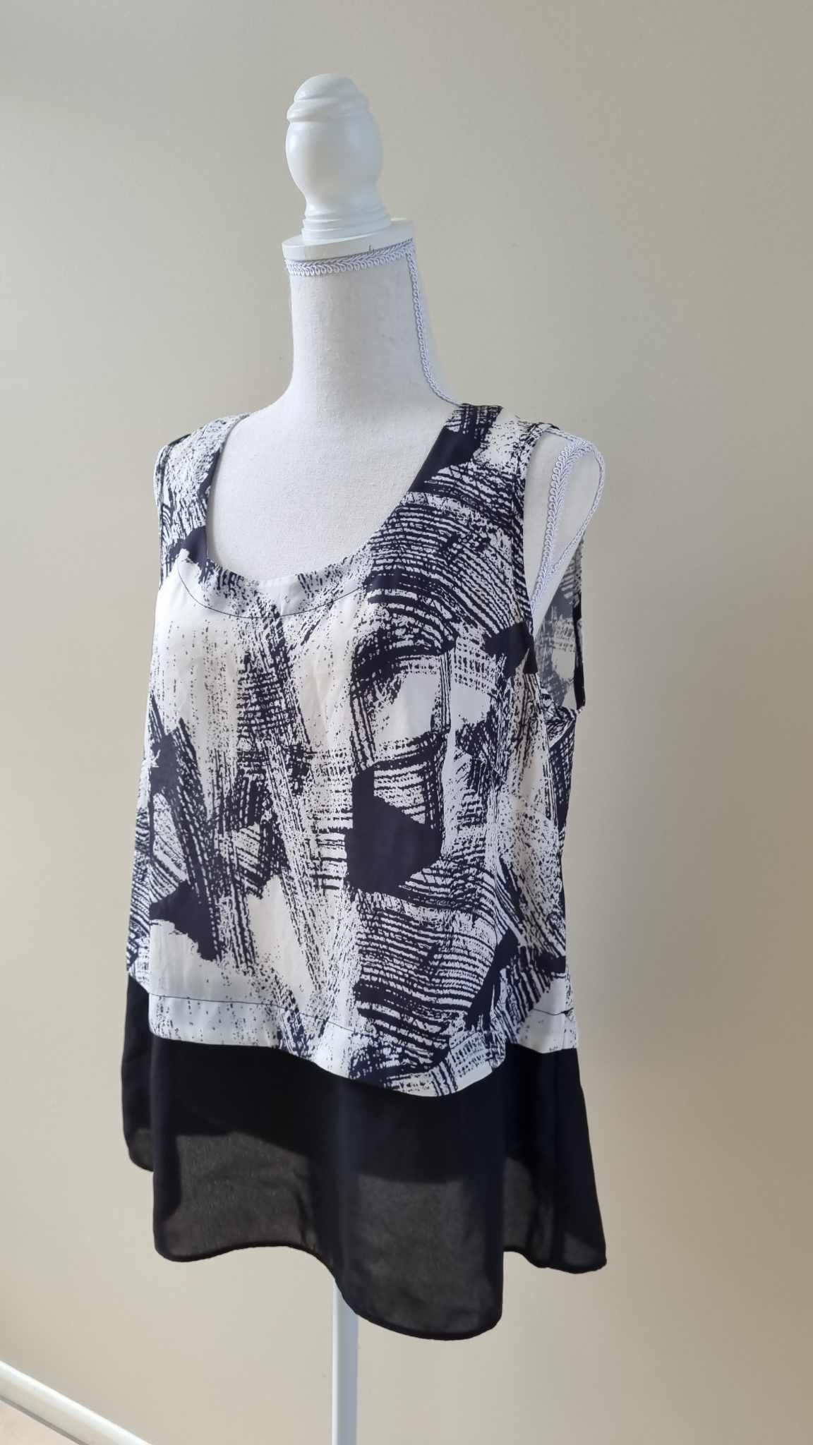 City Chic Top Size 16, image 2