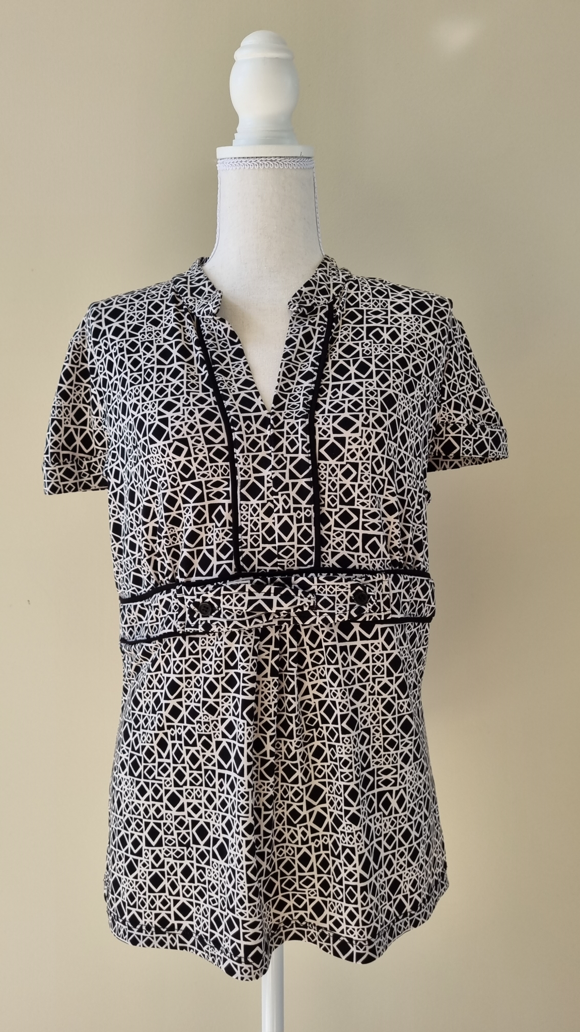 Basque Top size 16