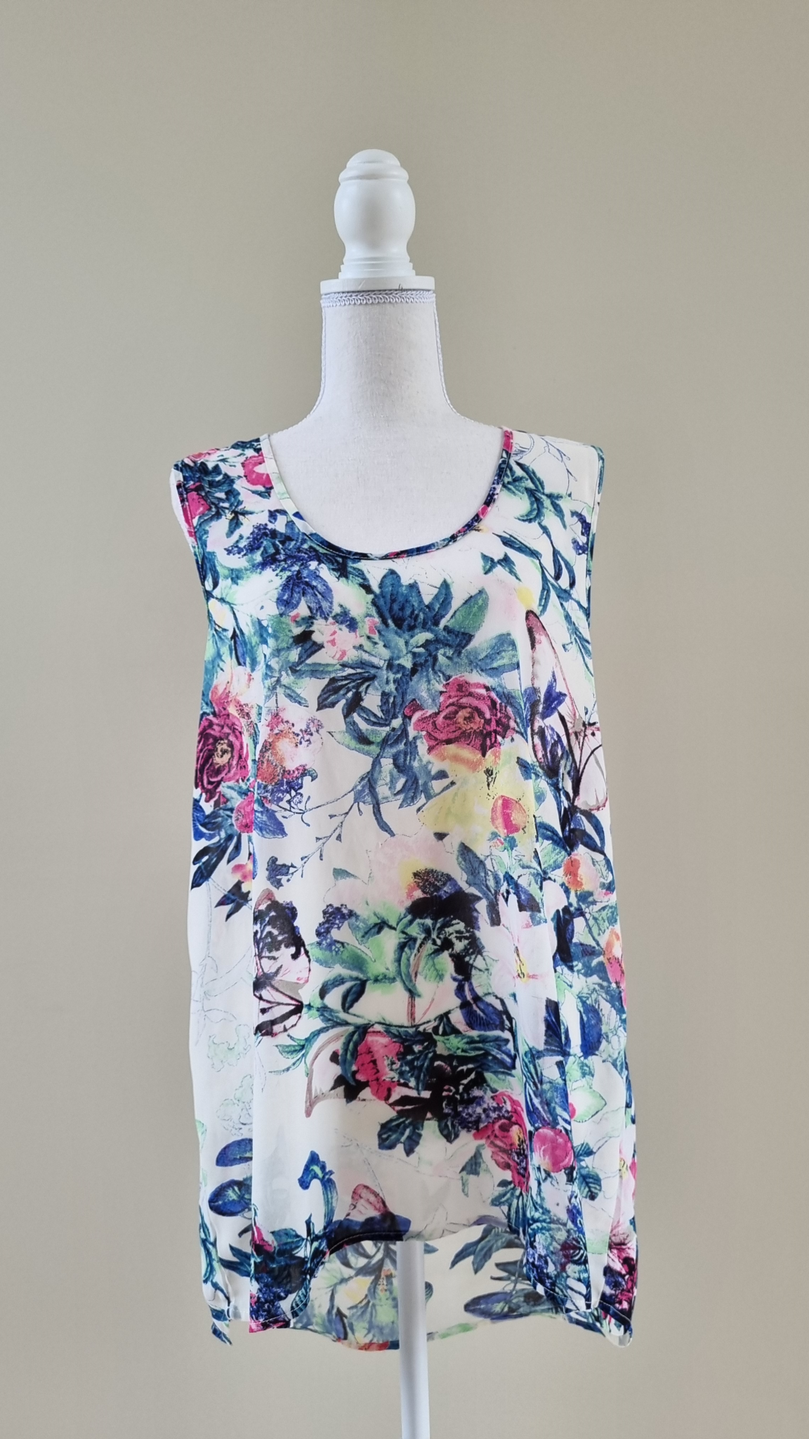Samya Tunic Top size 16 / 18