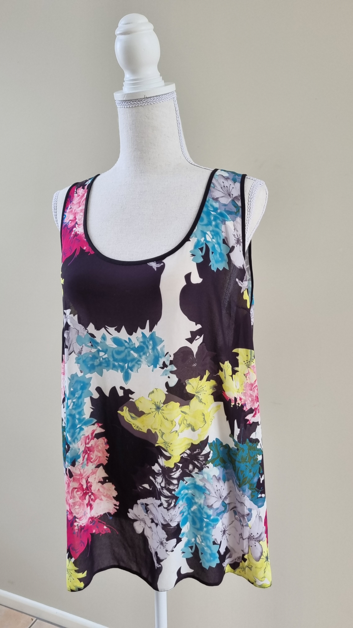 Sara Top size 16, image 3