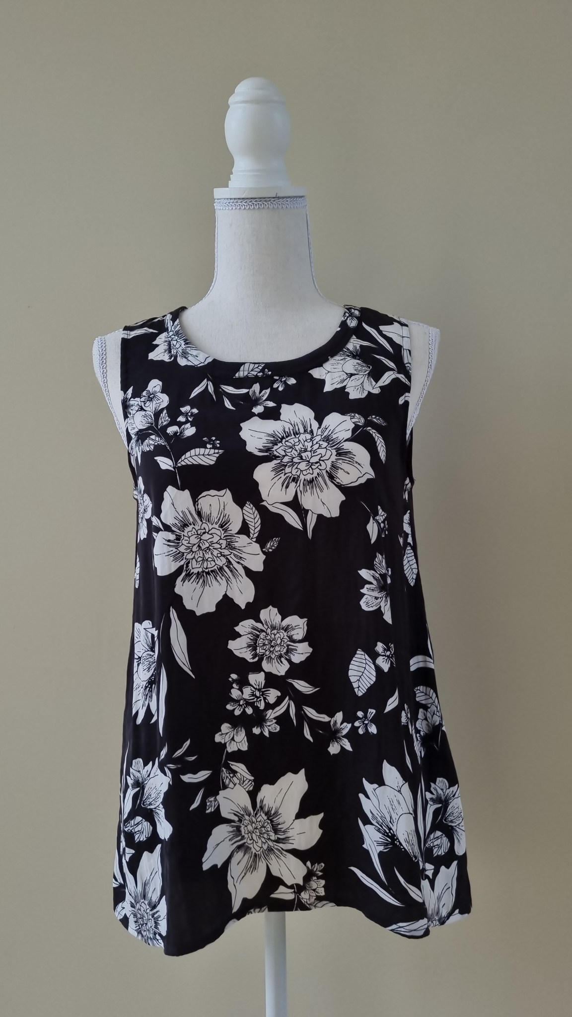 Witchery Top size S, image 2