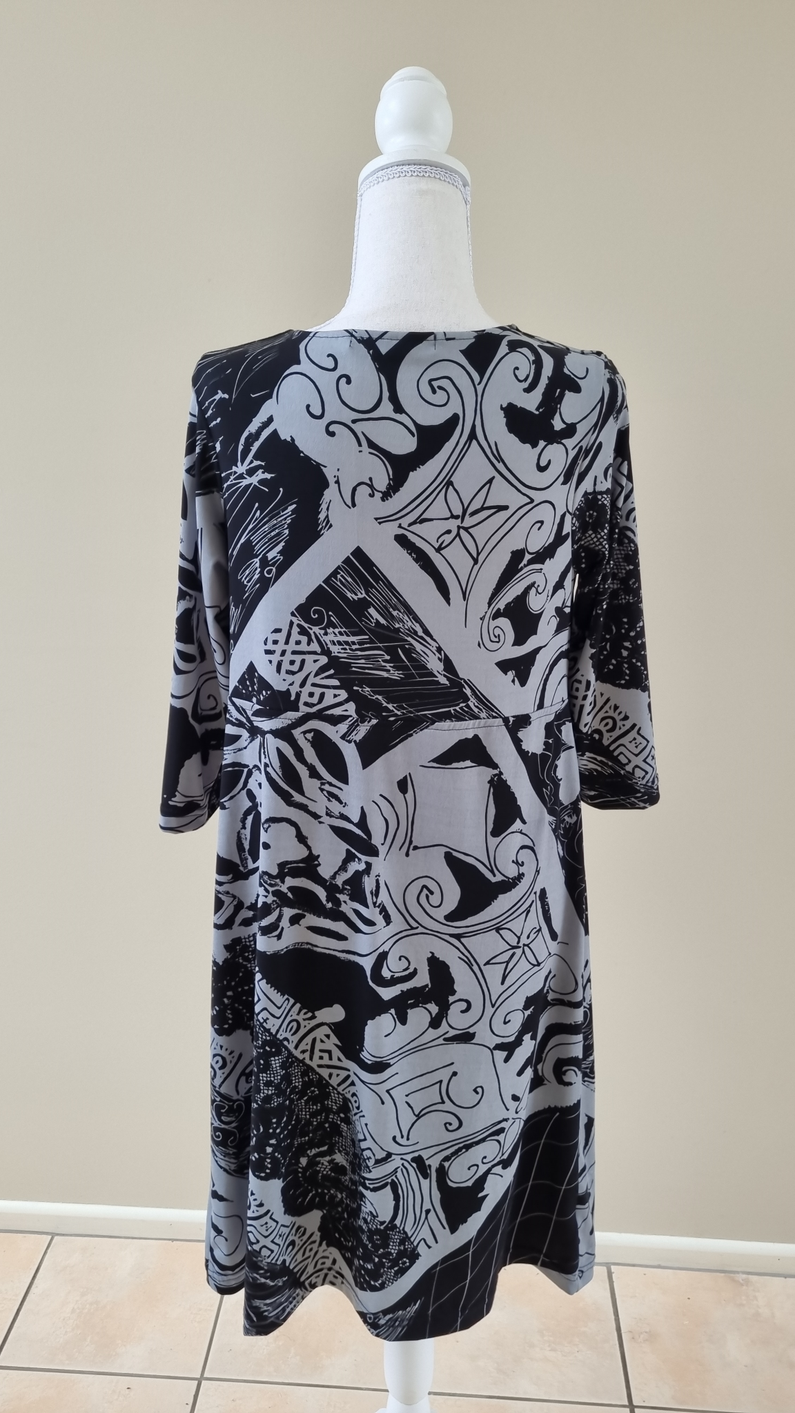 Oosh Dress size M / 12, image 3