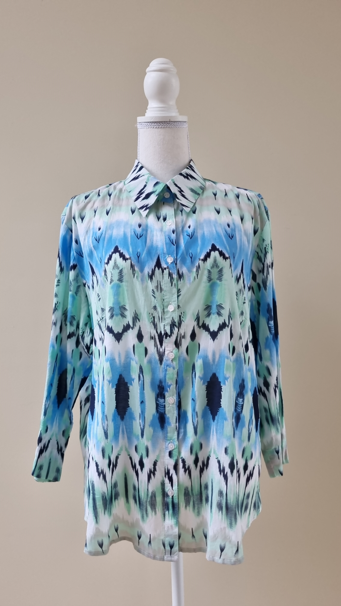 Equus Shirt size 14