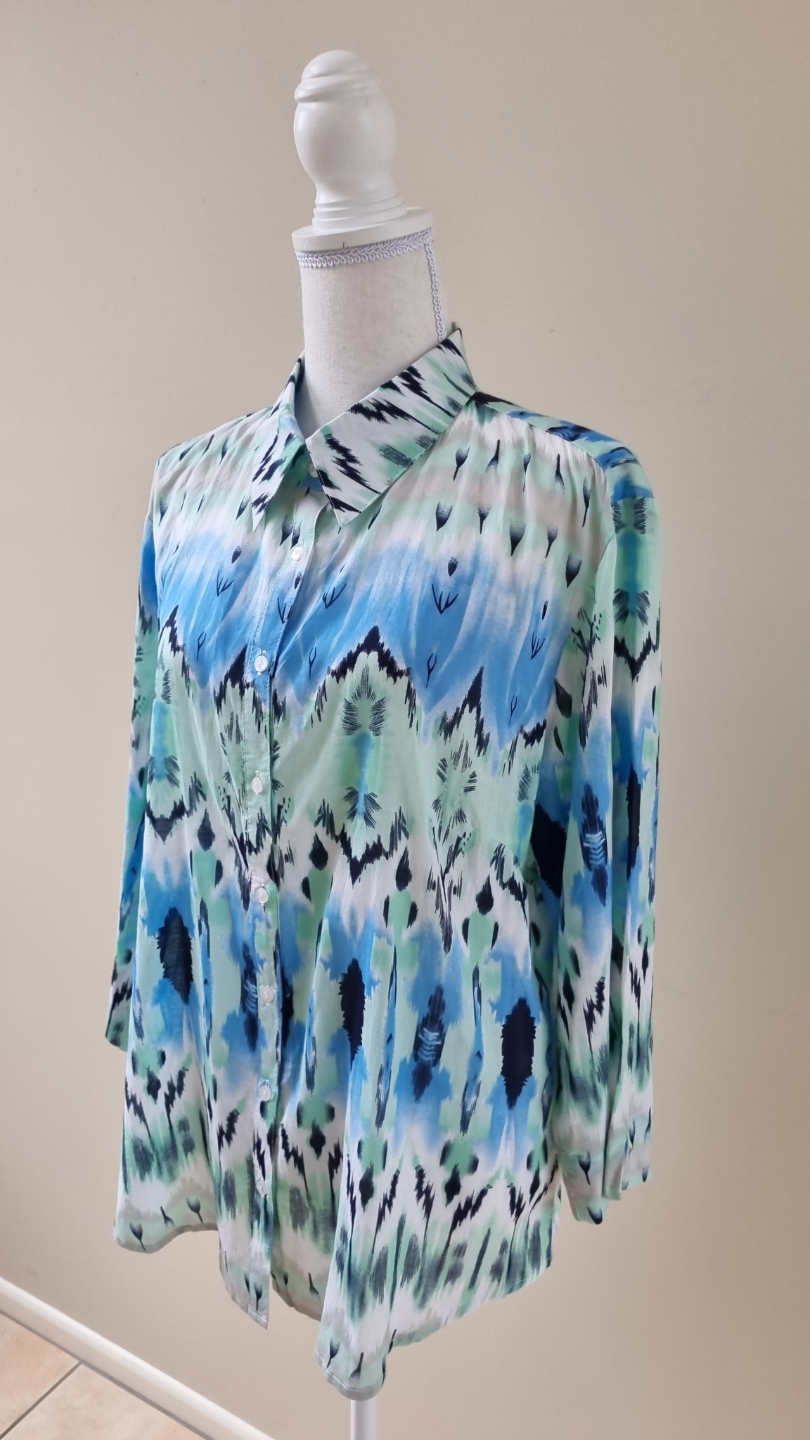 Equus Shirt size 14, image 2