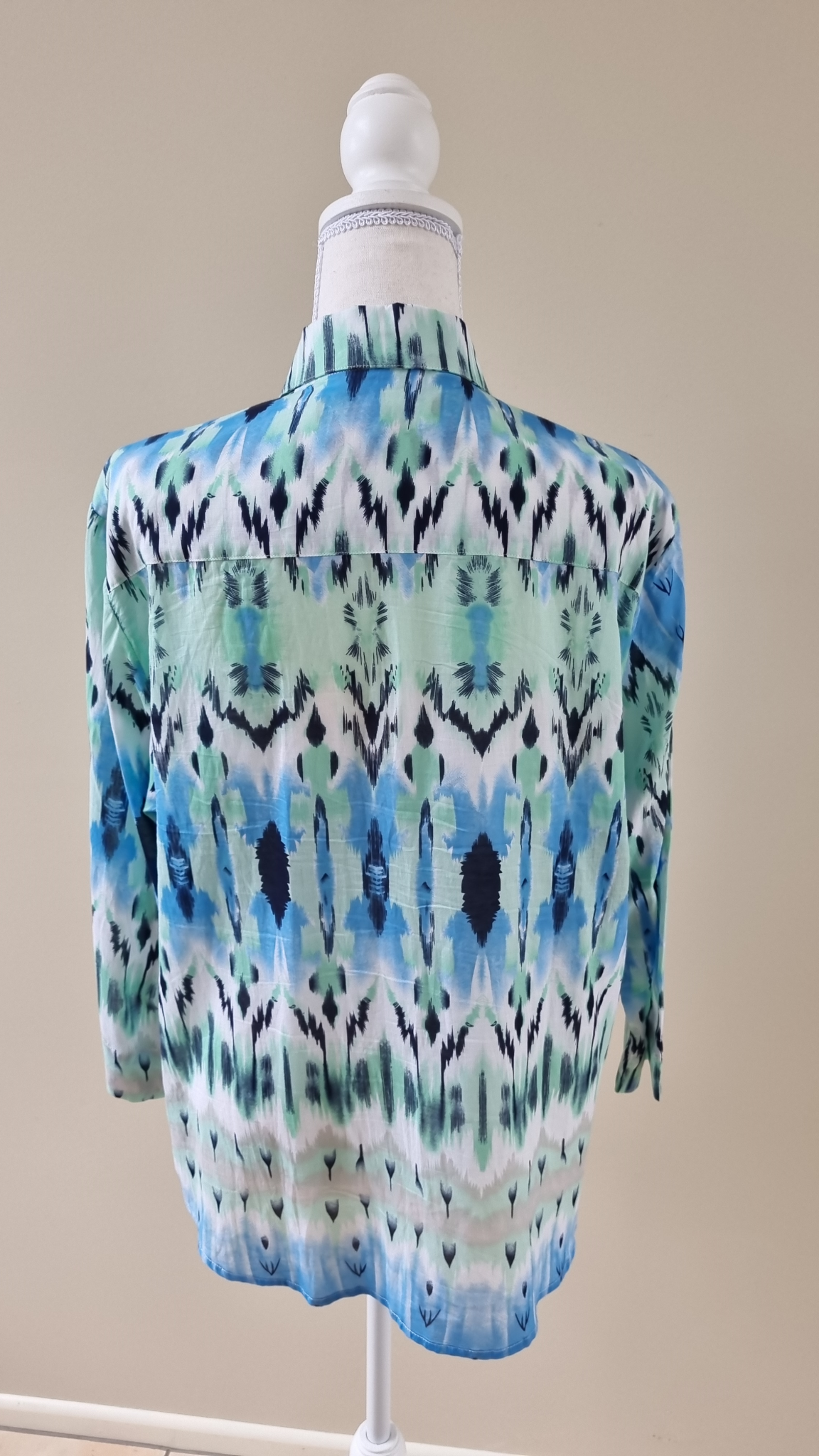 Equus Shirt size 14, image 3