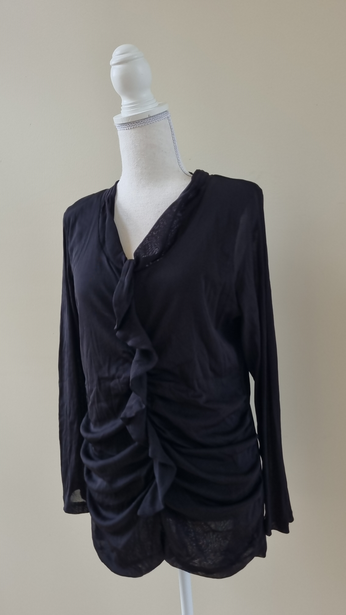 Krystal Black Top size 14 / 16, image 2