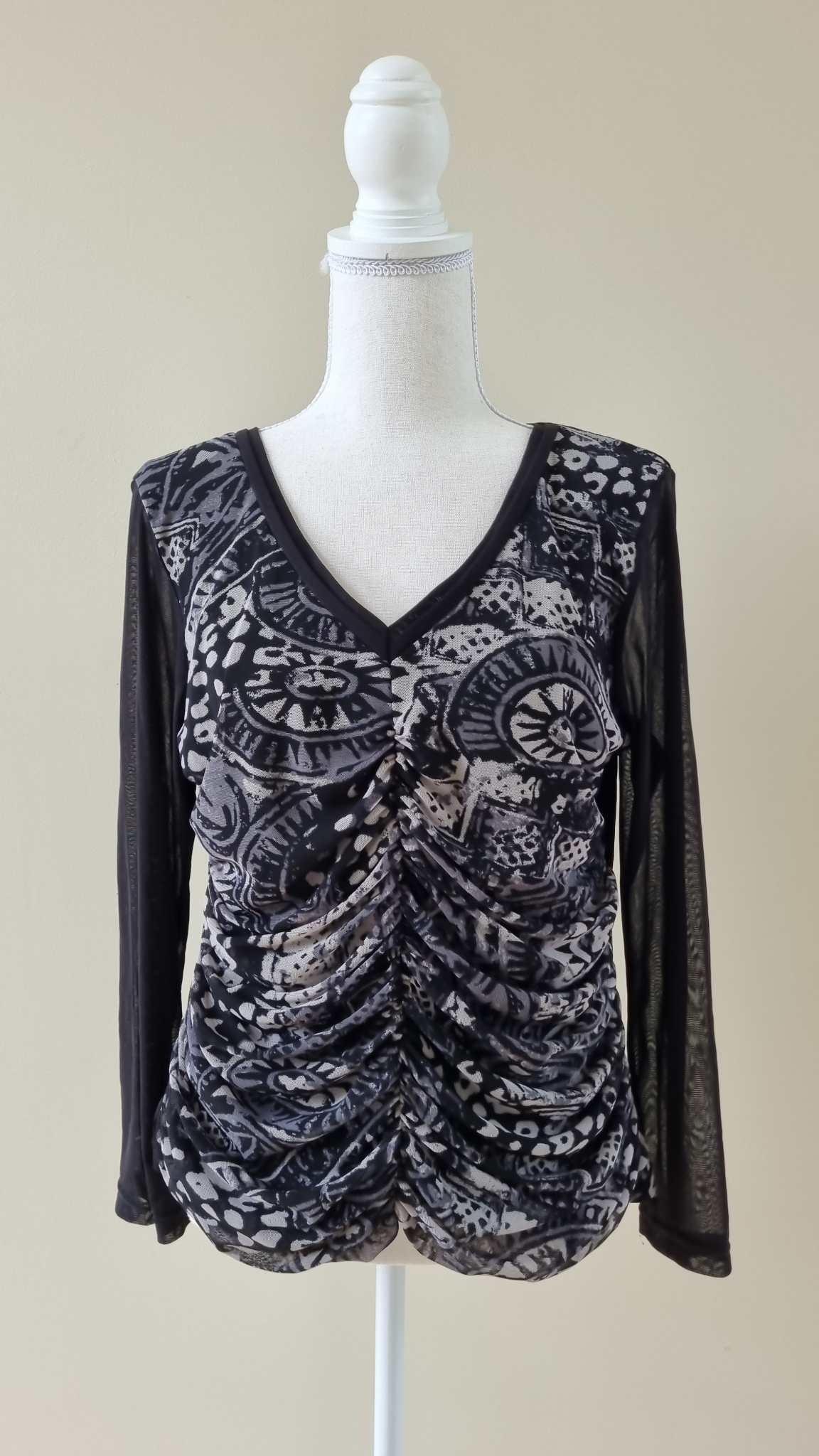 Euro NZ Designer Top size 16