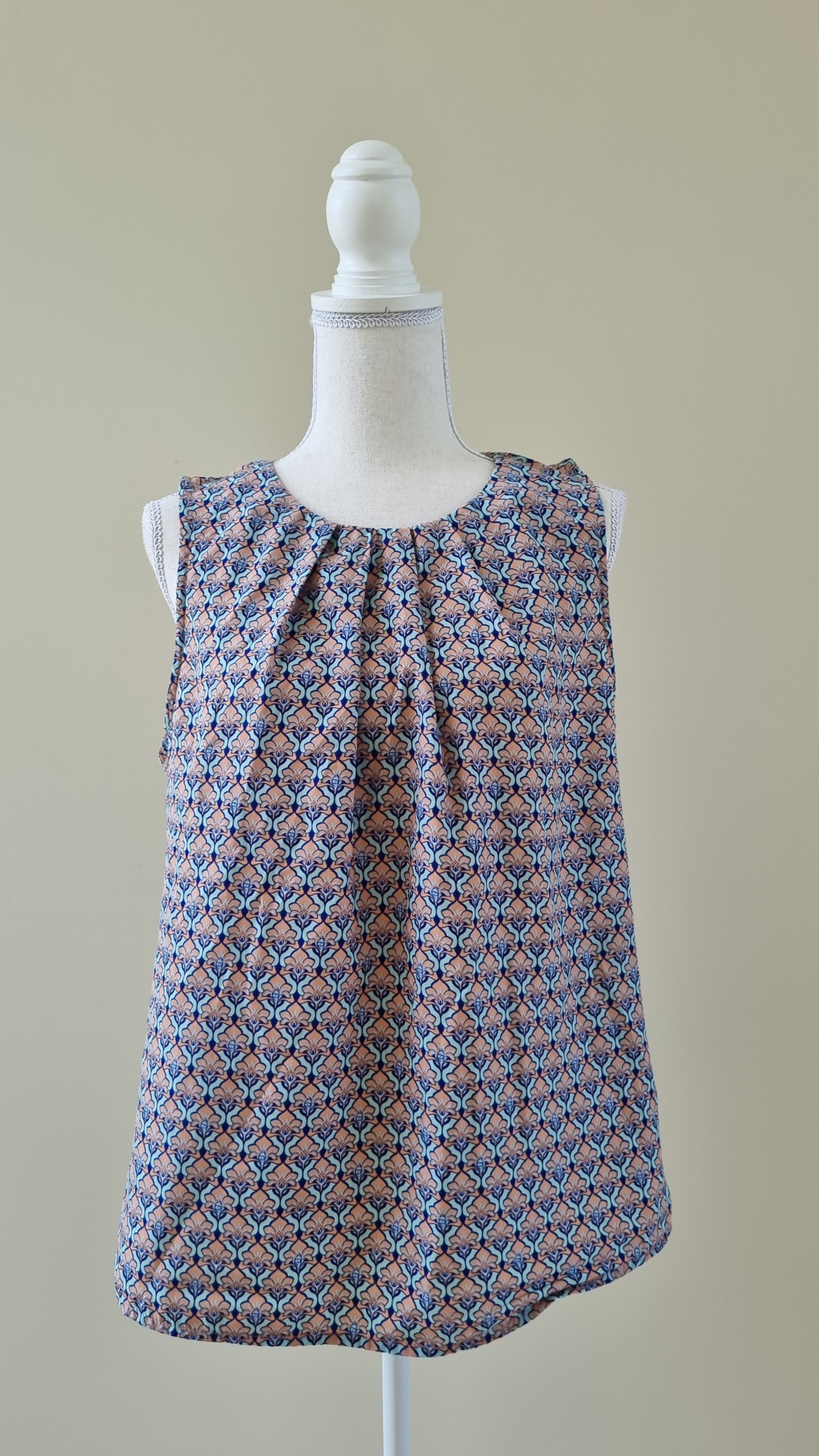 Dotti Top size 14