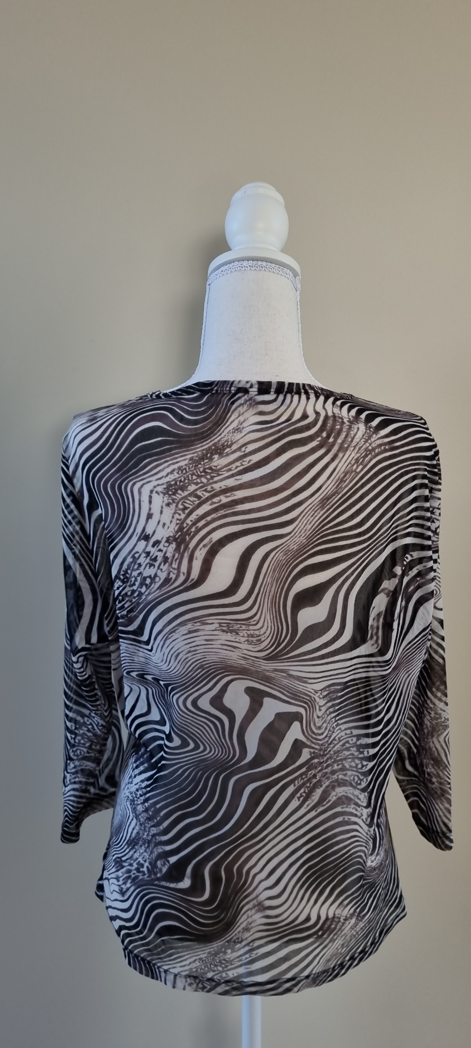 Jacqui E Top size XL / 16, image 4