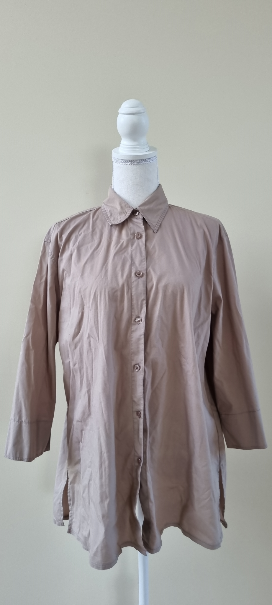 Sara Shirt size 16