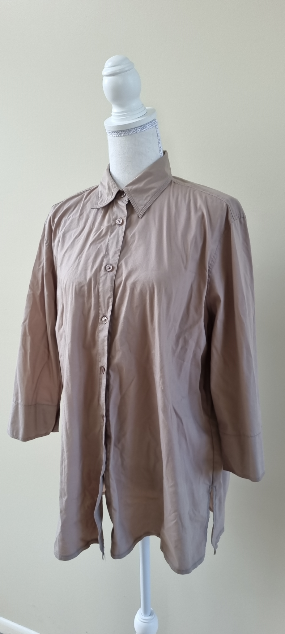 Sara Shirt size 16, image 2