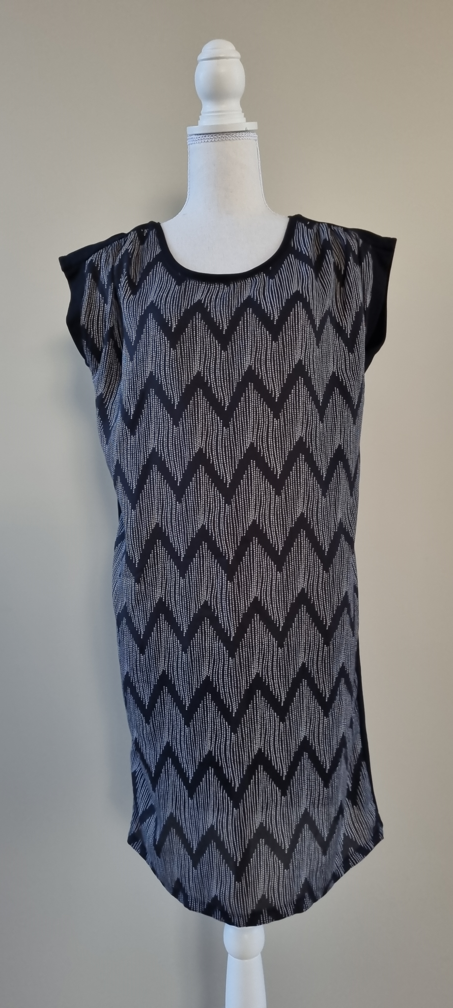Charlo Dress size 10, image 2
